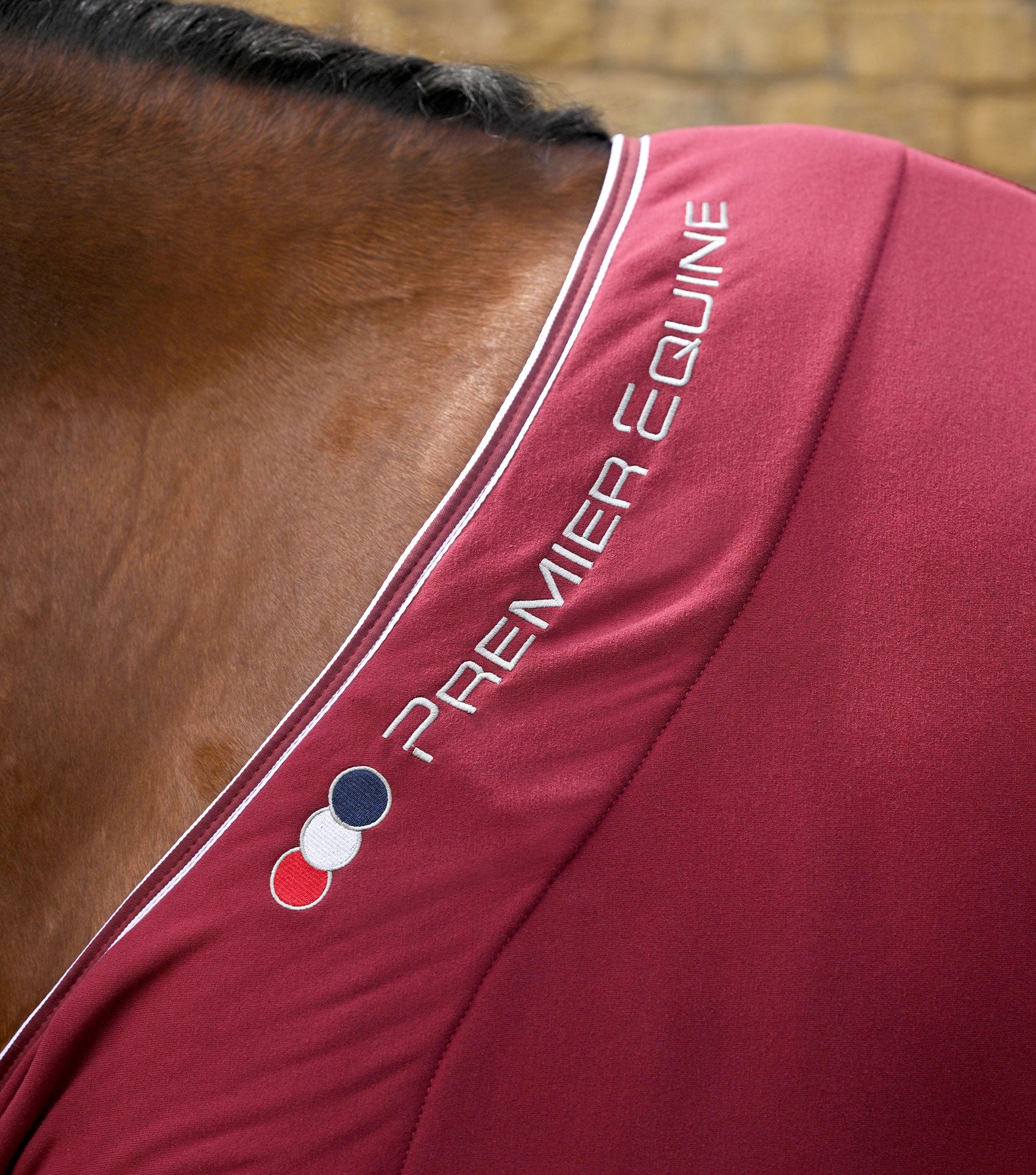 Airtech Horse Cooler Rug Burgundy - Image 3