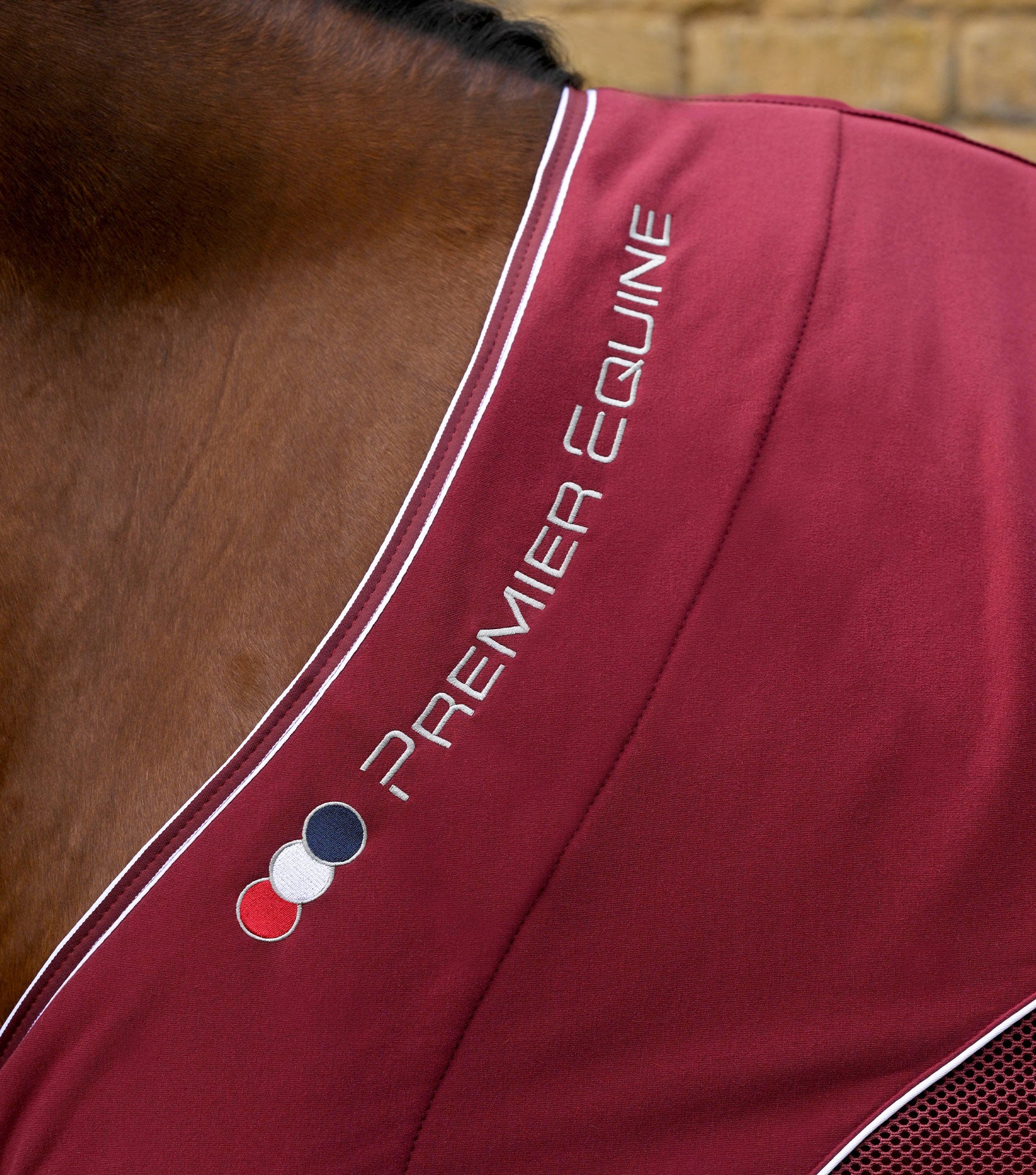 Airtech Mesh Horse Cooler Rug Burgundy - Image 3