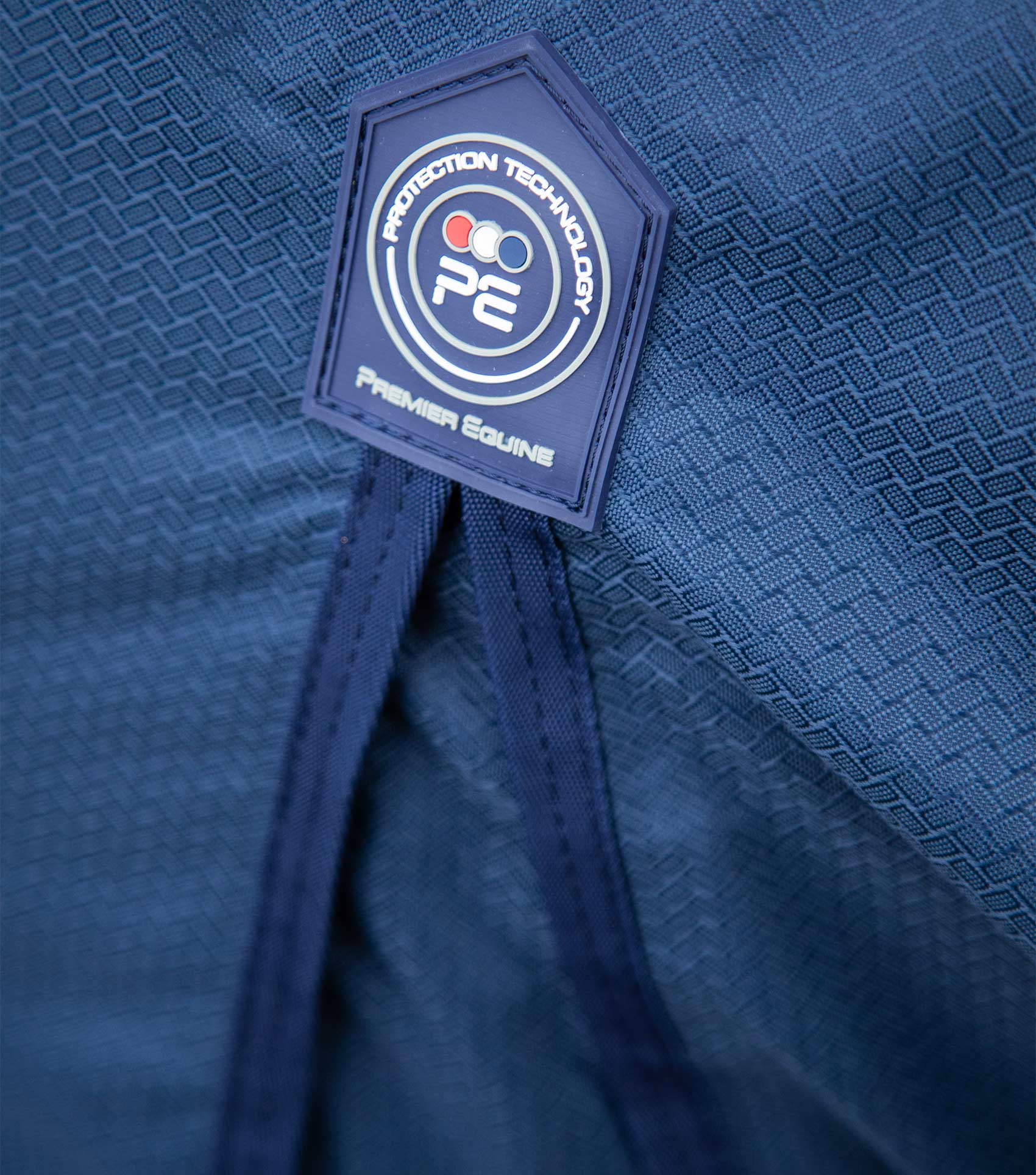 Akoni 0g Original Turnout Rug Navy - Image 4