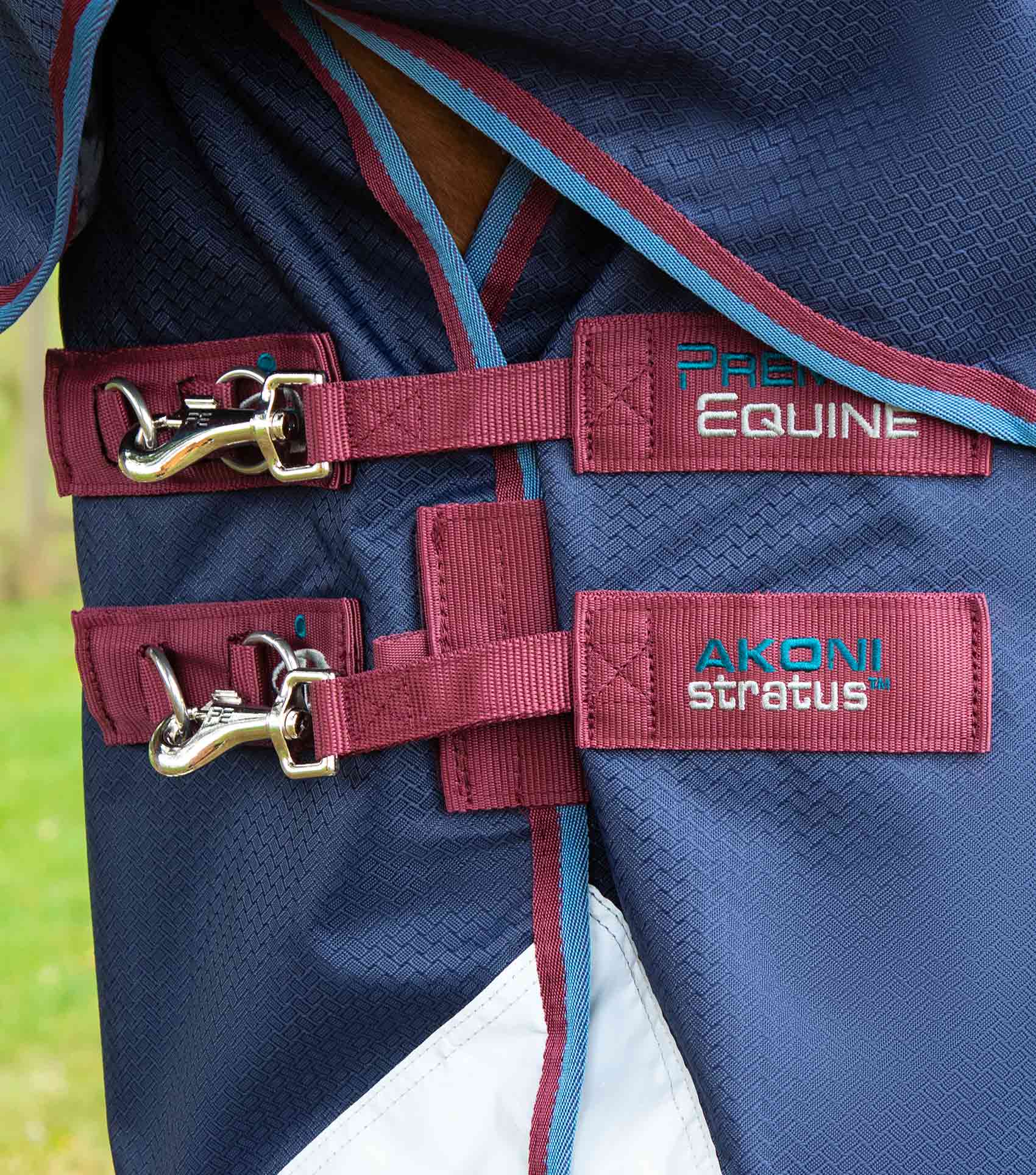 Akoni 0g Turnout Rug with Classic Neck Cover Navy - Image 3