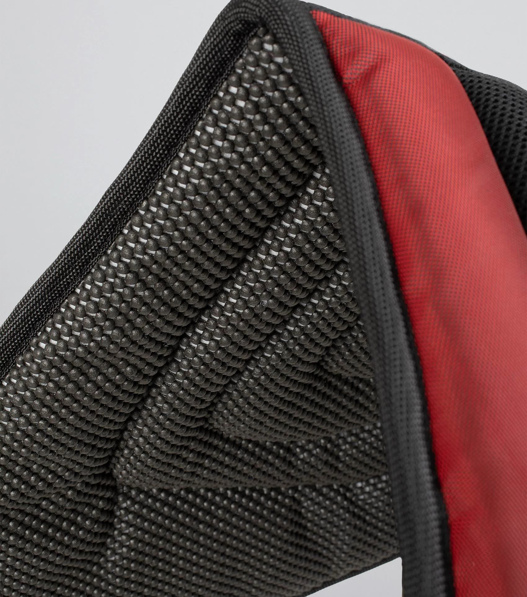 Anti-Slip Airflow Shockproof Racing/ Training Saddle Pad Black/Red - Image 3