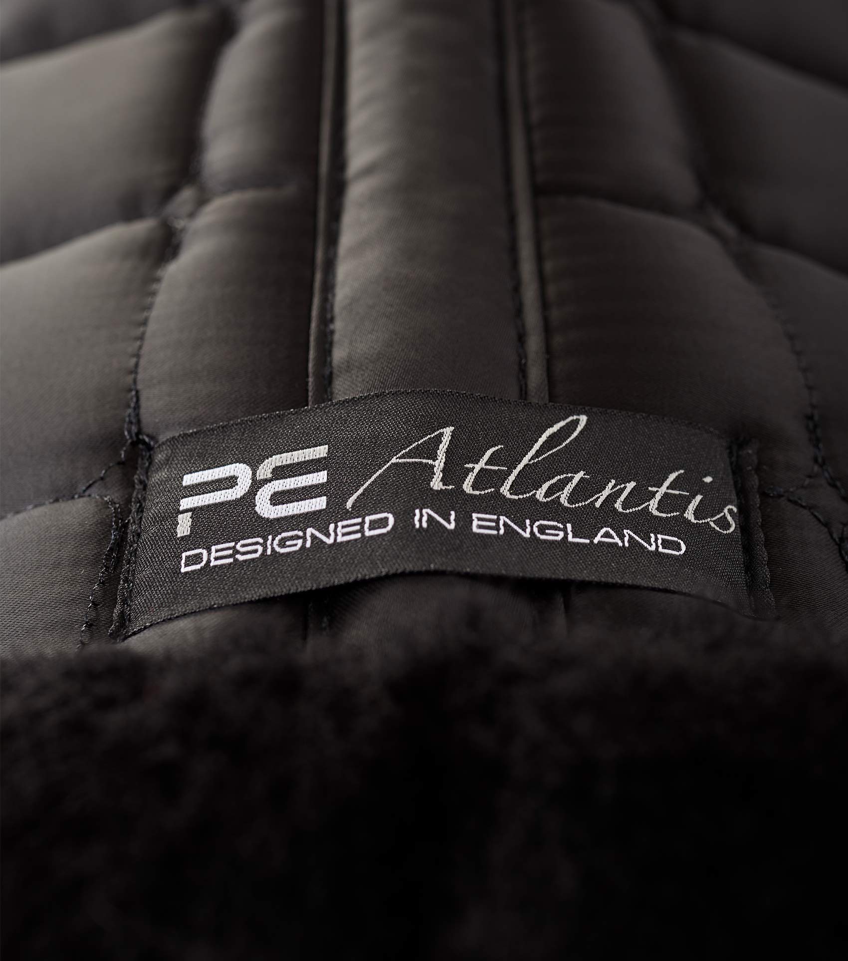 Atlantis CC Satin Wool GP/Jump Square Black/Black Wool - Image 6