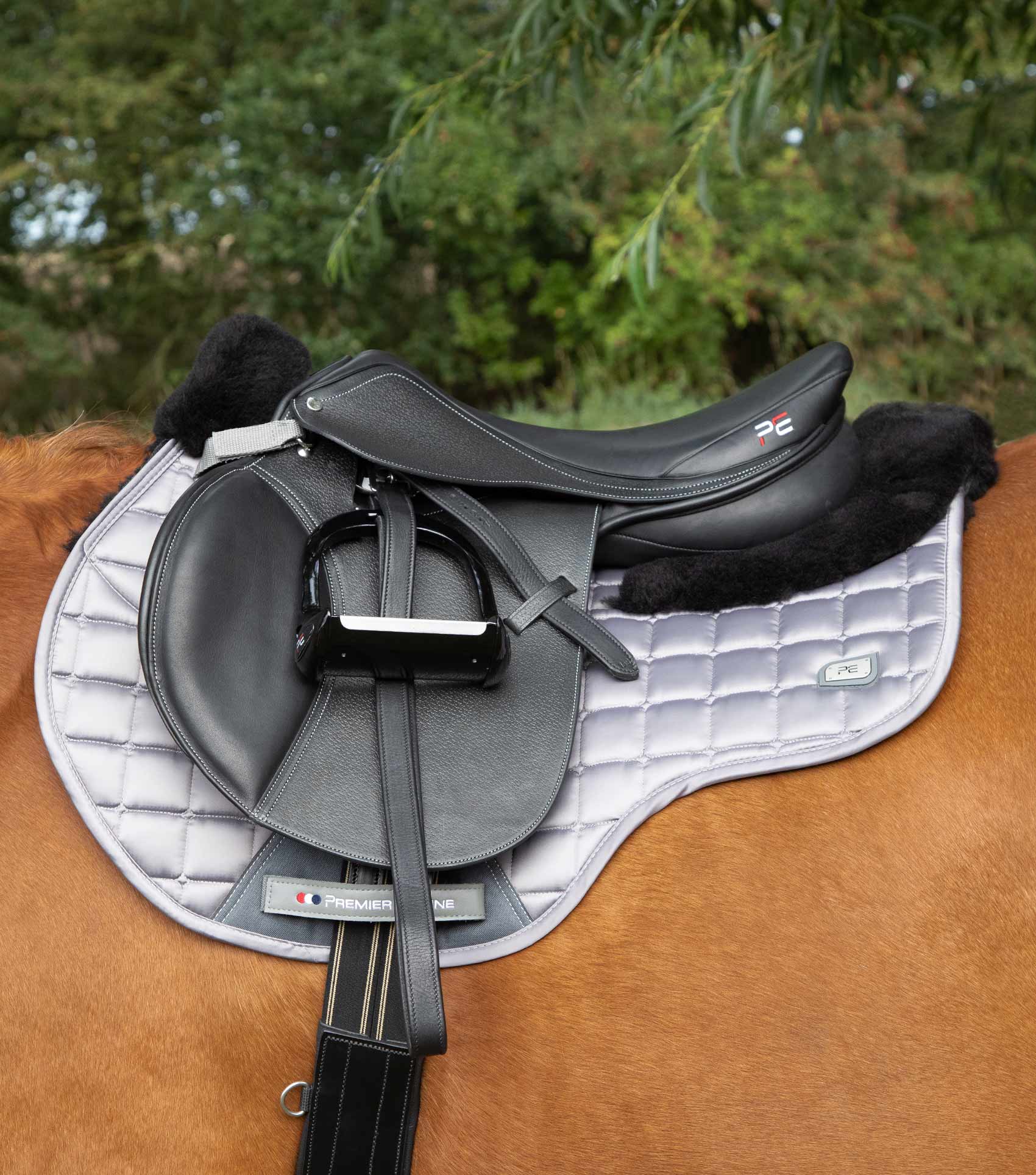Atlantis CC Satin Wool GP/Jump Square Grey/Black Wool - Image 2
