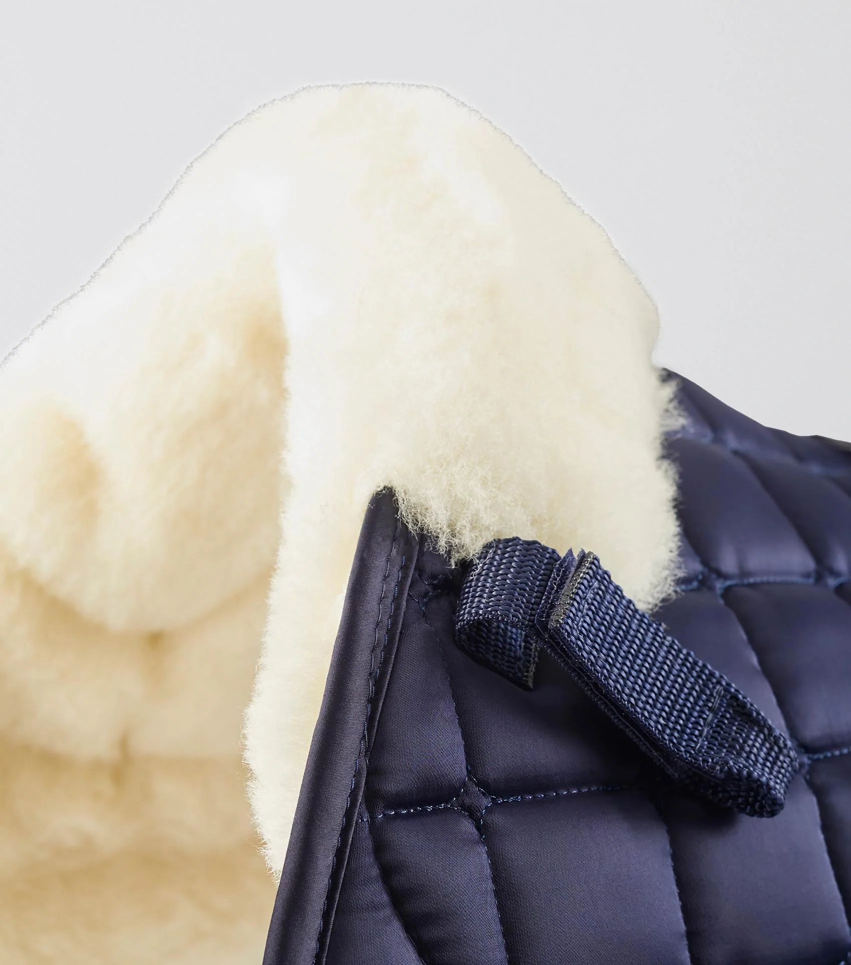 Atlantis CC Satin Wool GP/Jump Square Navy/Natural Wool - Image 3