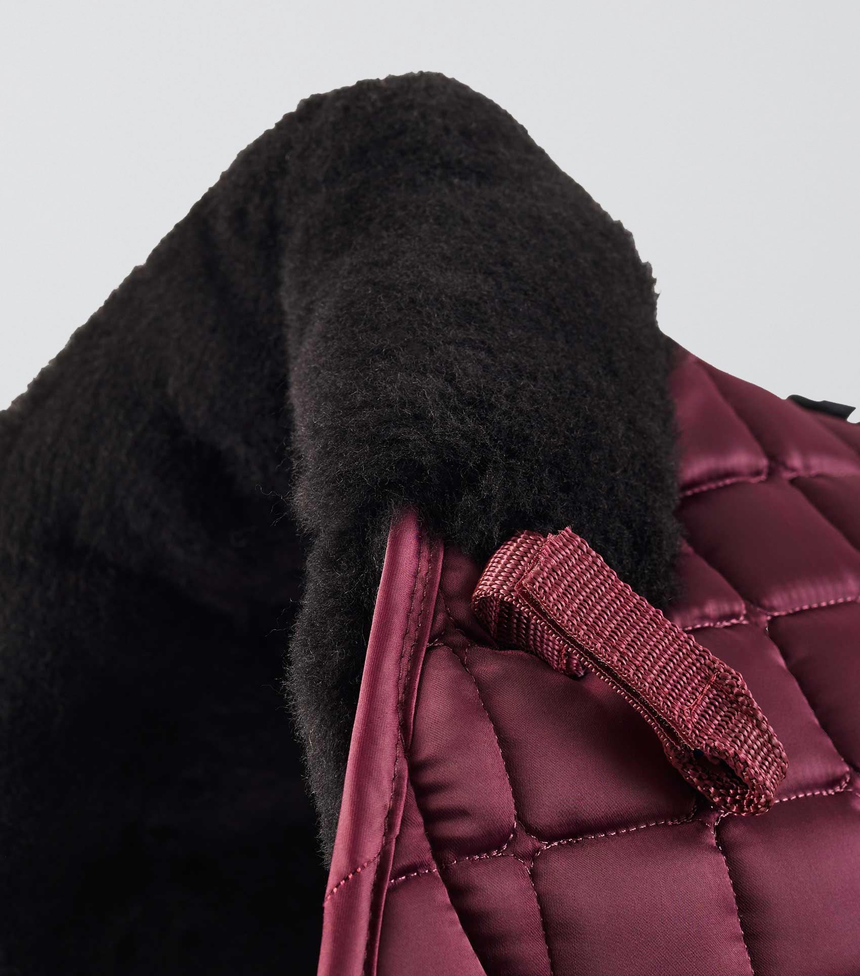 Atlantis CC Satin Wool GP/Jump Square Wine/Black Wool - Image 3