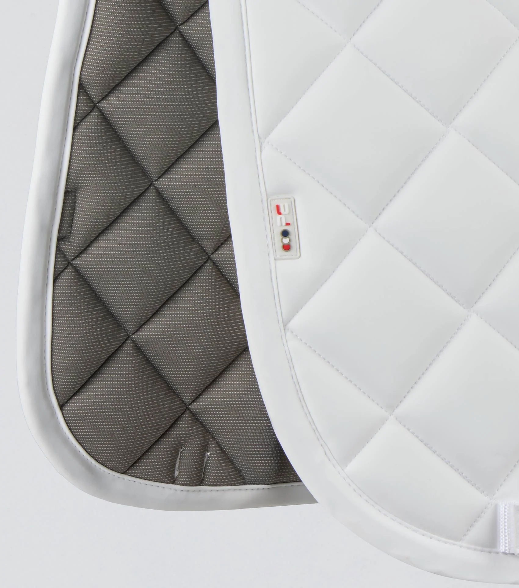 Atlas Close Contact Dressage Square White - Image 3