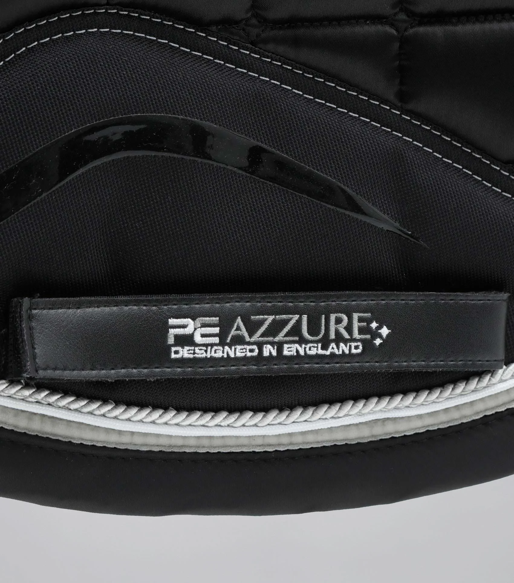 Azzure Anti-Slip Satin Dressage Square Black - Image 5