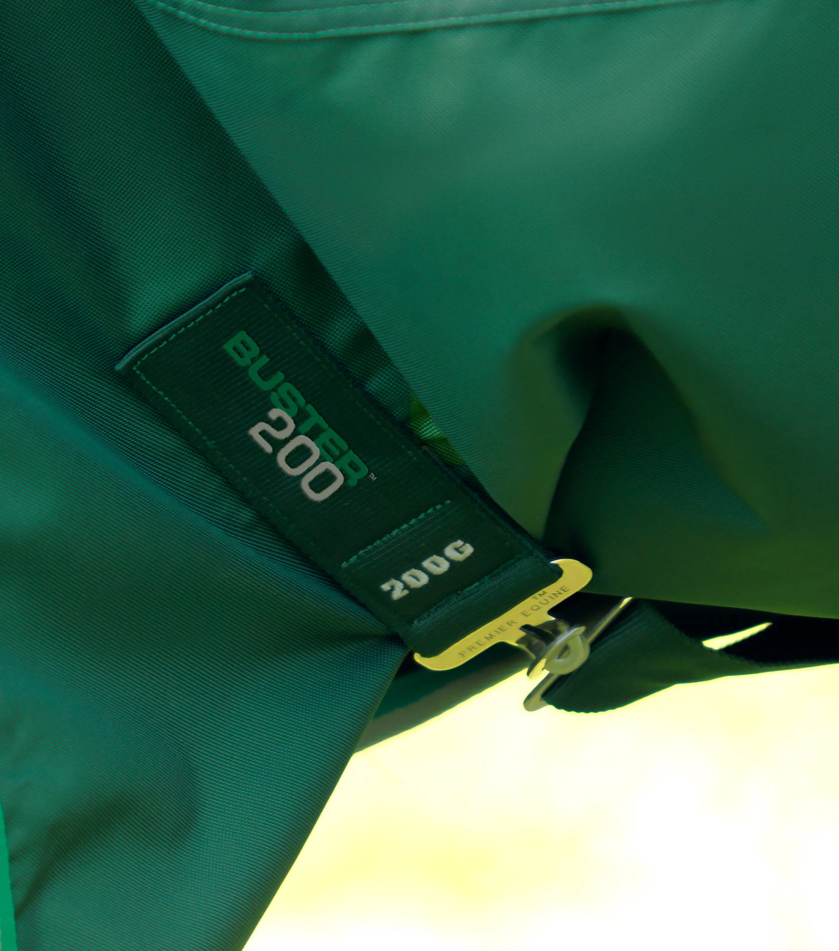 Buster 200g Turnout Rug with Snug-Fit Neck Cover Green - Image 5