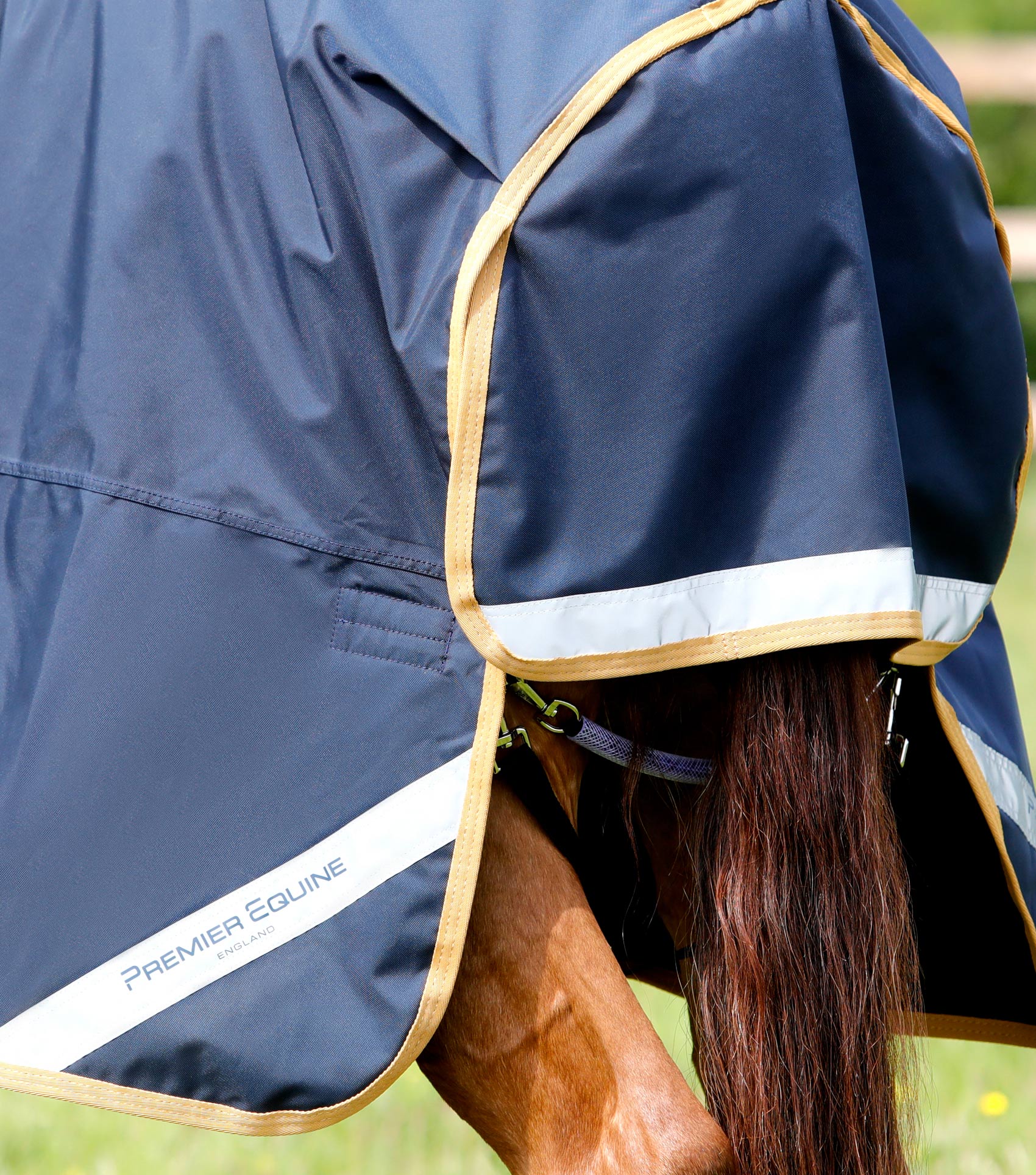 Buster 50g Original Turnout Rug Navy - Image 6