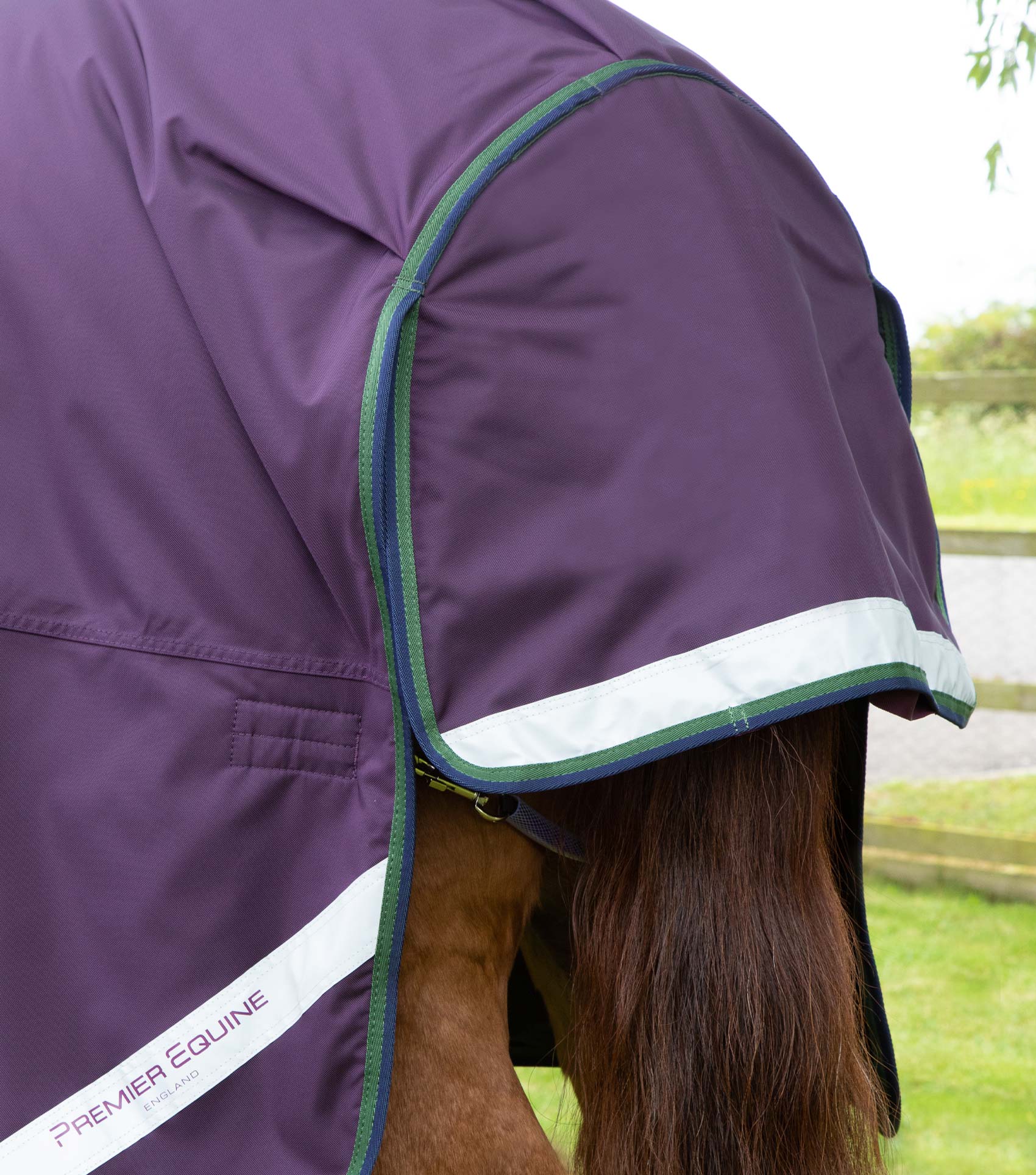 Buster Hardy 100g Half Neck Turnout Rug Purple - Image 5