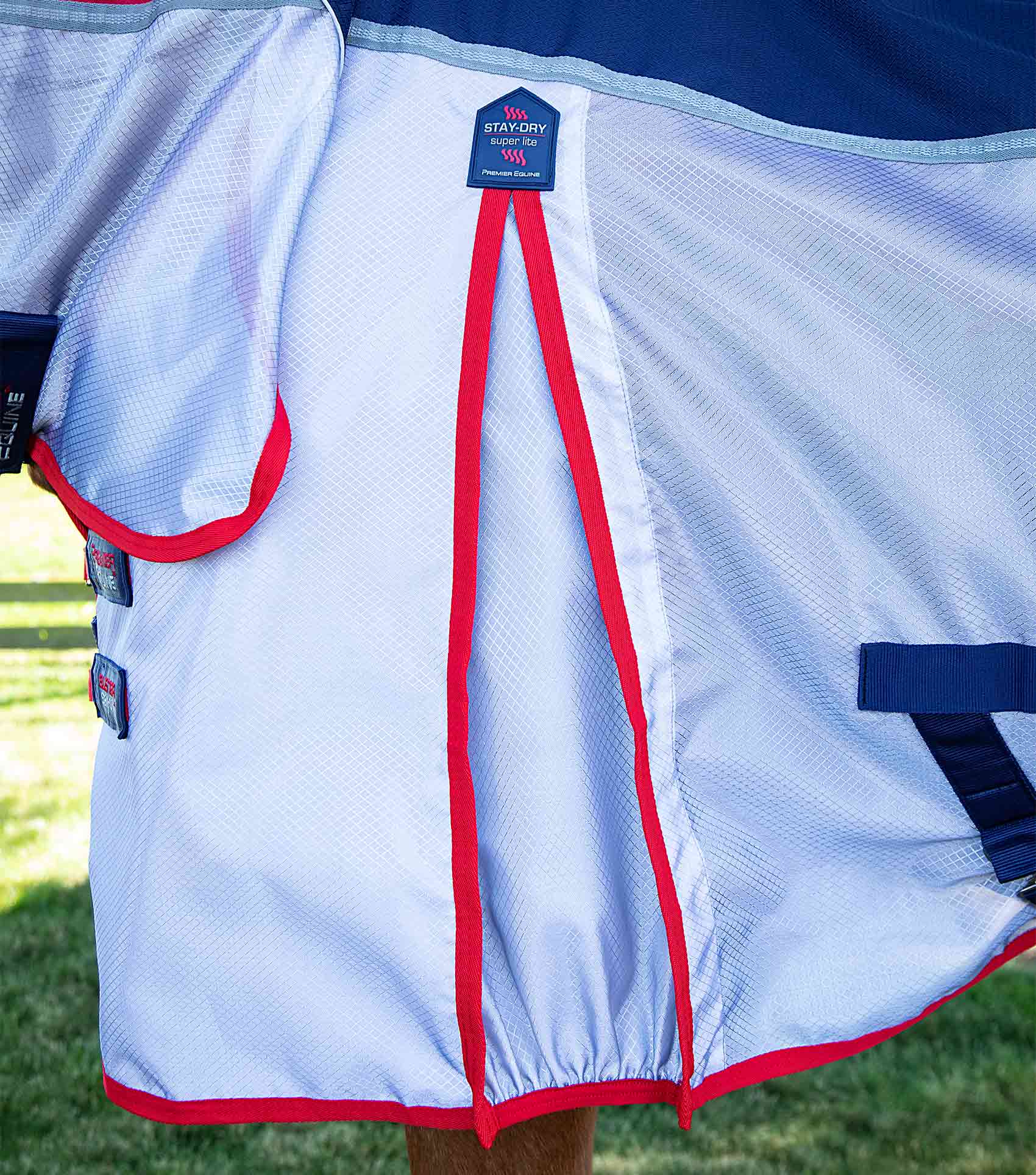 Buster Stay-Dry Super Lite Fly Rug with Surcingles Navy - Image 4