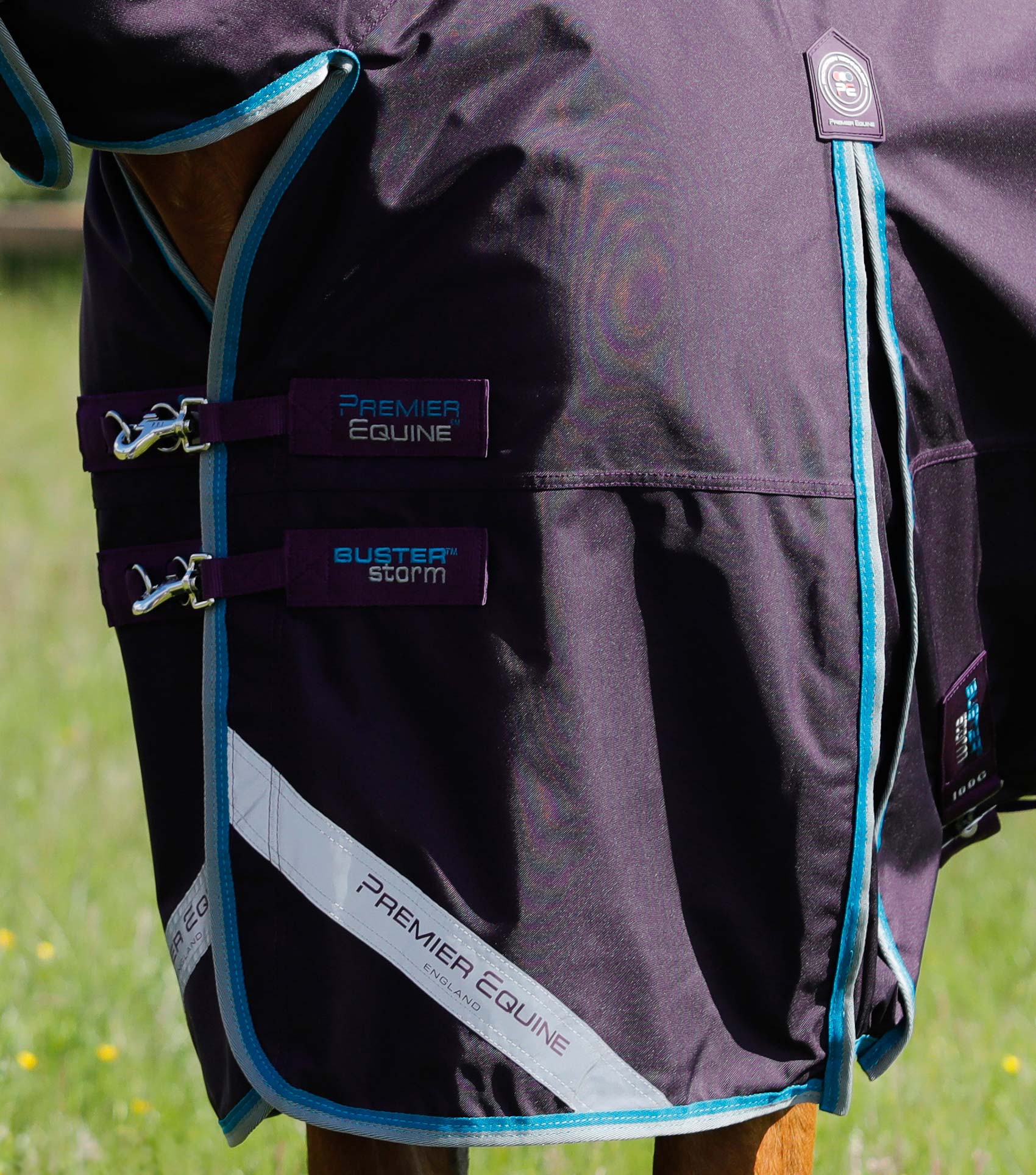 Buster Storm 100g Combo Turnout Rug with Snug-Fit Neck Purple - Image 3