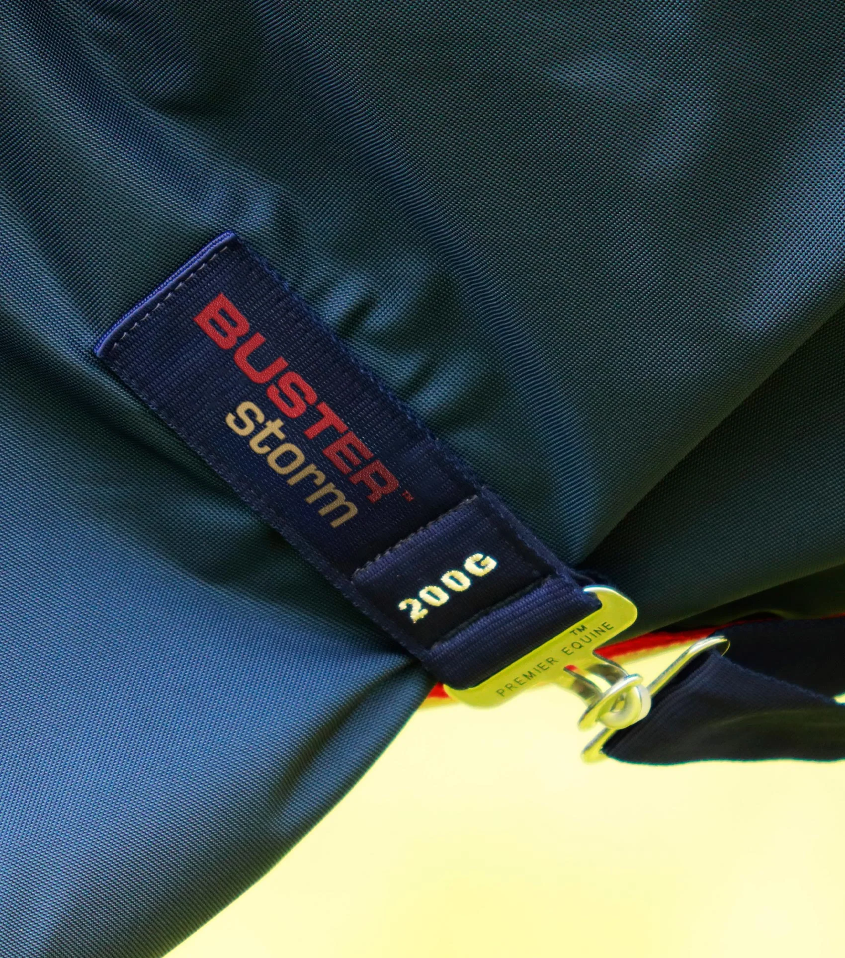 Buster Storm 200g Combo Turnout Rug with Snug-Fit Neck Navy - Image 5