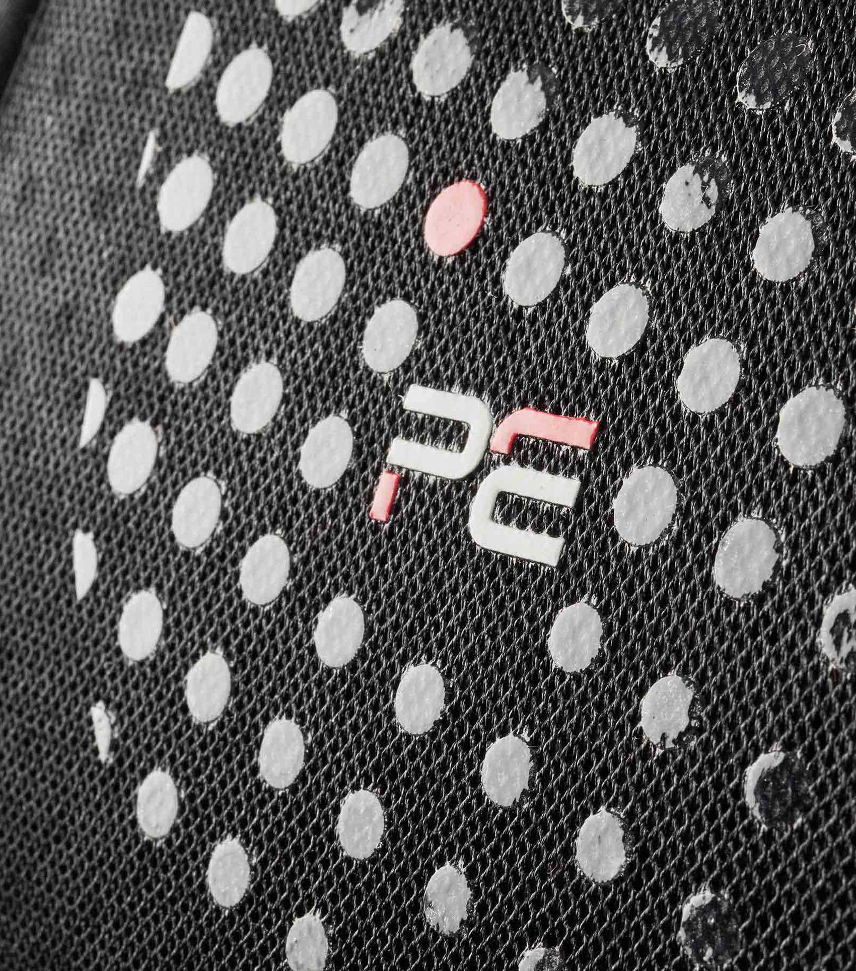 Close Contact Airtechnology Anti-Slip Dressage Square Black - Image 2