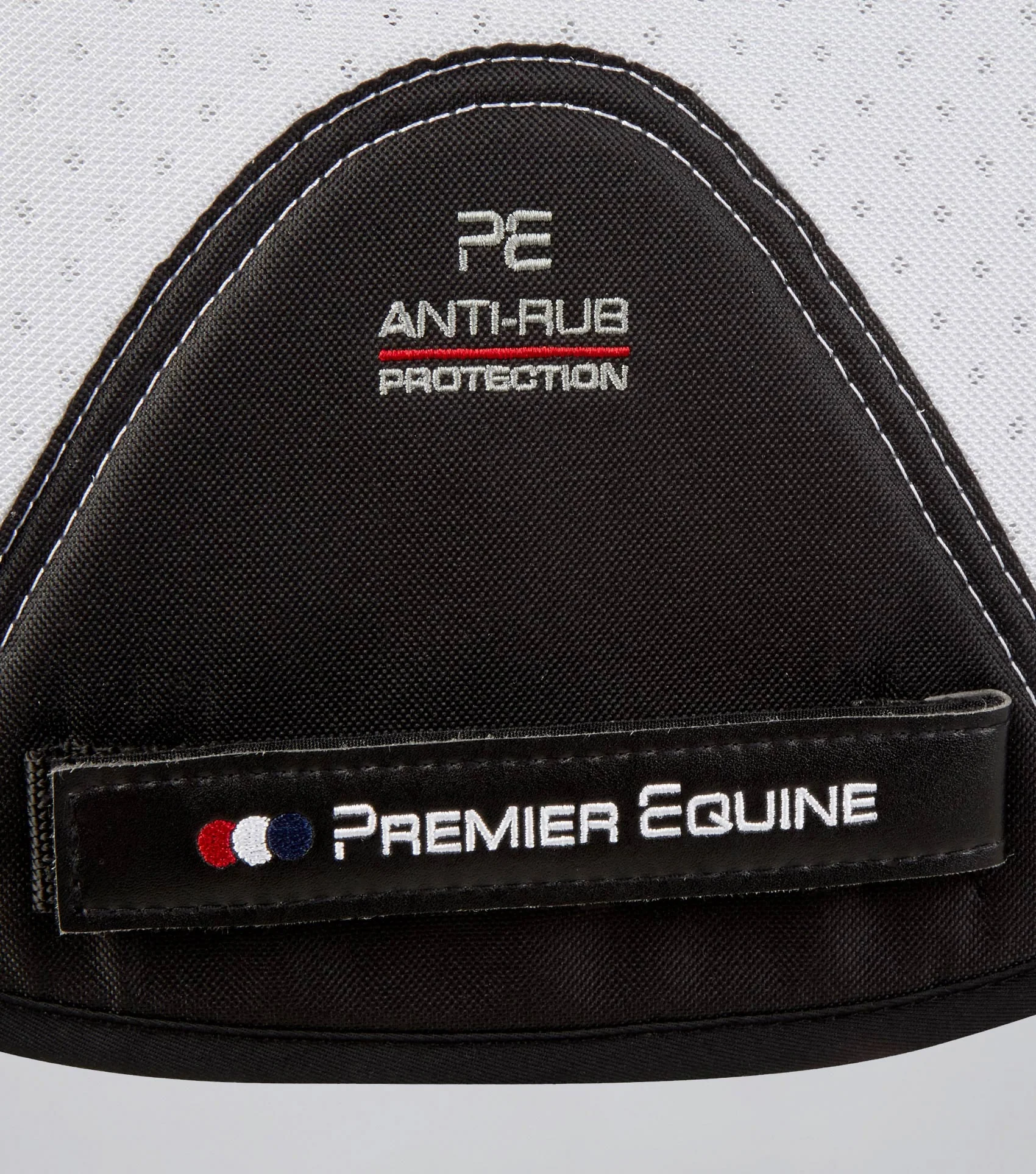 Close Contact Airtechnology Anti-Slip GP/Jump Square White - Image 5