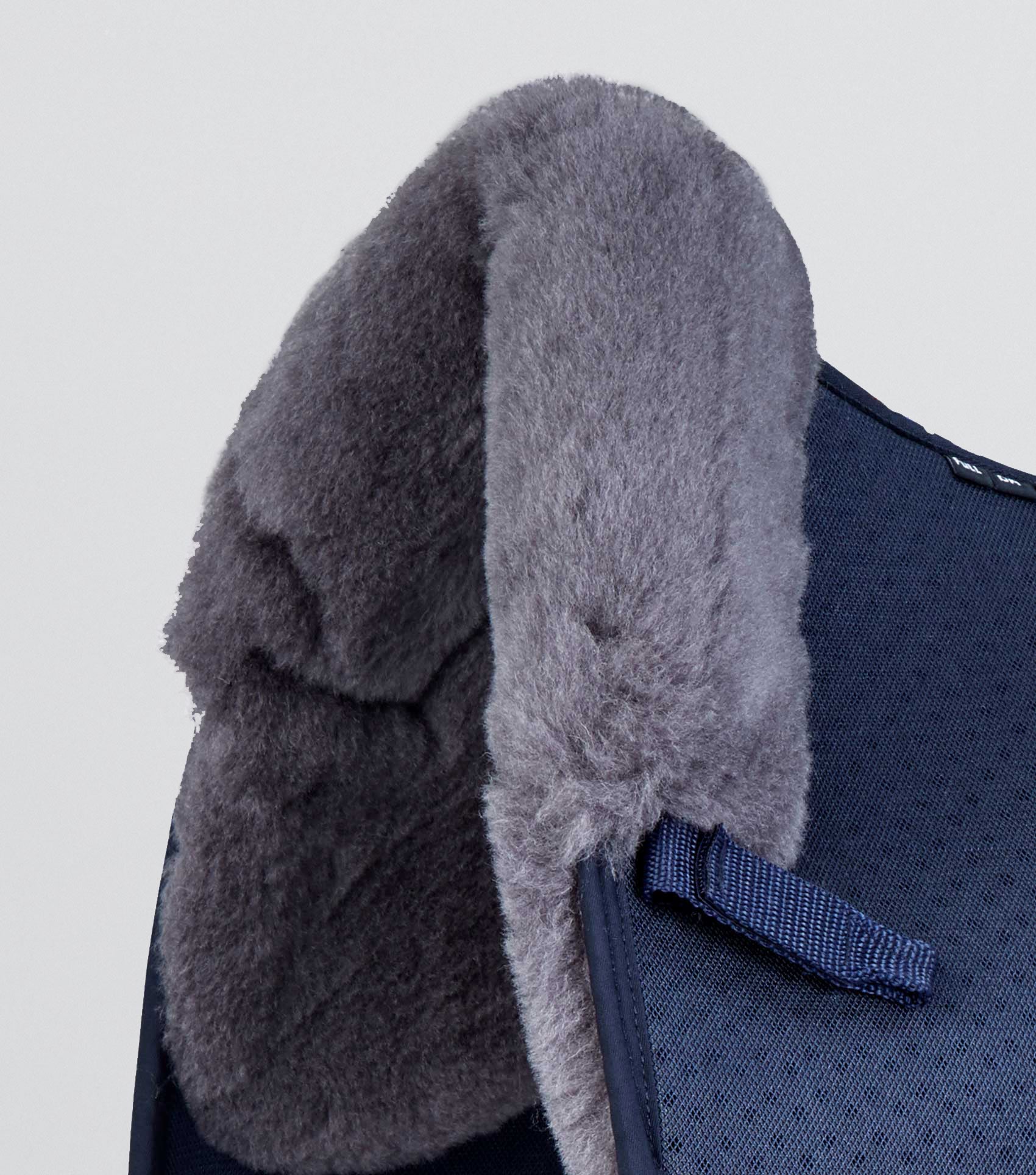 Close Contact Airtechnology Shockproof Wool Saddle Pad - Dressage Square Navy/Grey Wool - Image 3