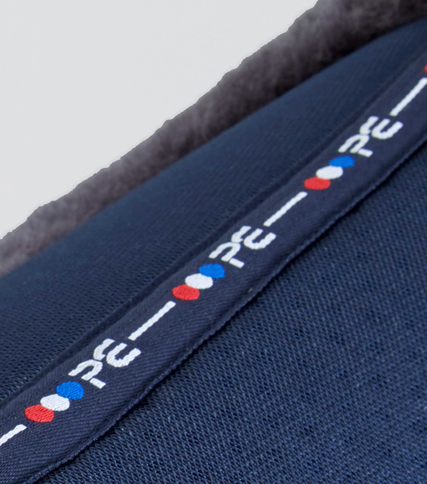 Close Contact Airtechnology Shockproof Wool Saddle Pad - Dressage Square Navy/Grey Wool - Image 6
