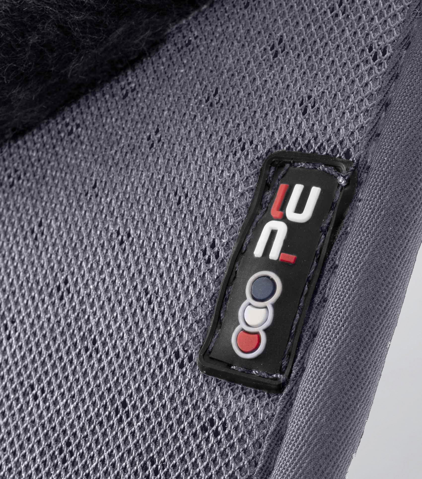 Close Contact Airtechnology Shockproof Wool Saddle Pad - GP/Jump Square Grey/Black Wool - Image 4