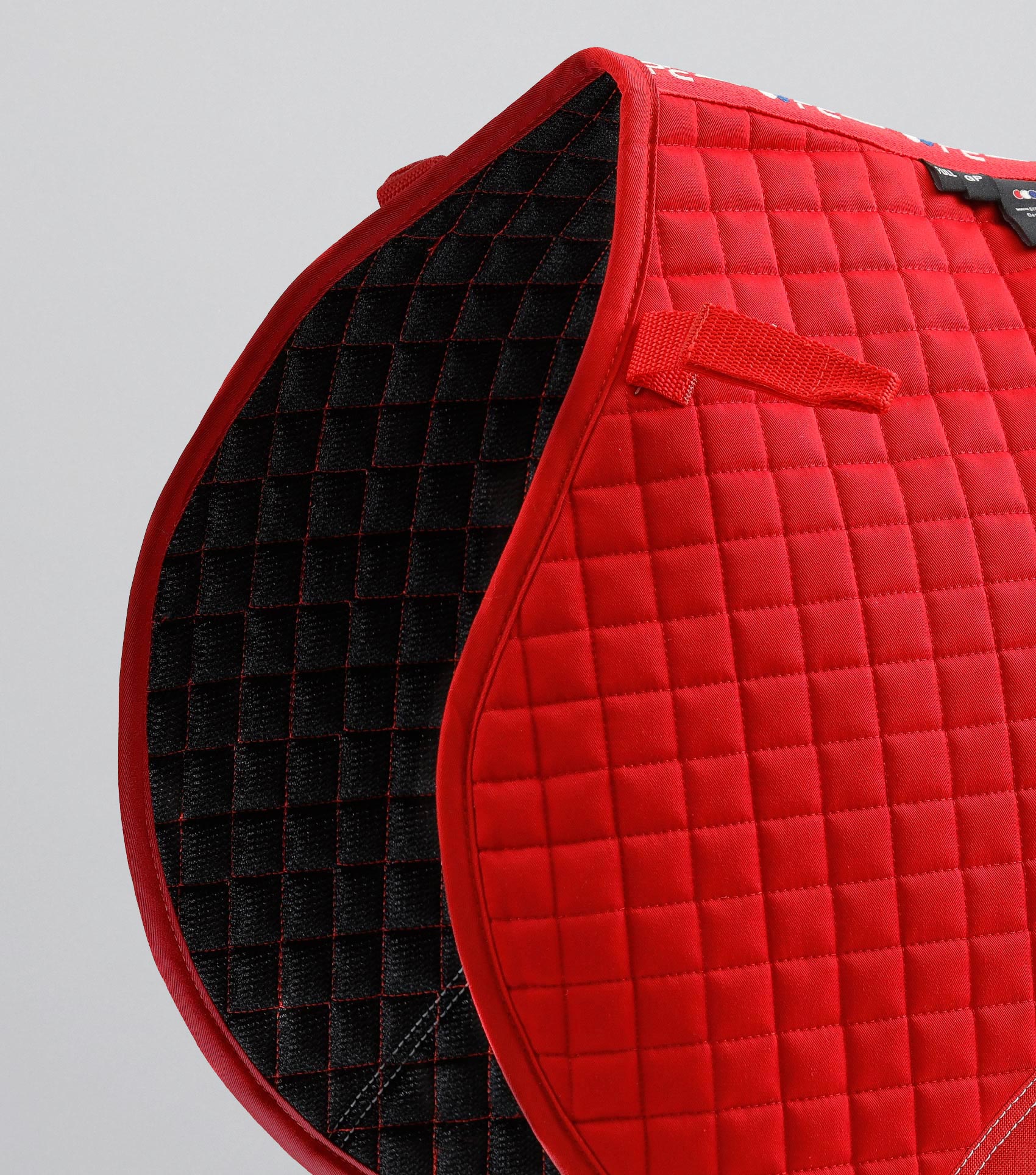 Close Contact Cotton GP/Jump Saddle Pad Red - Image 3
