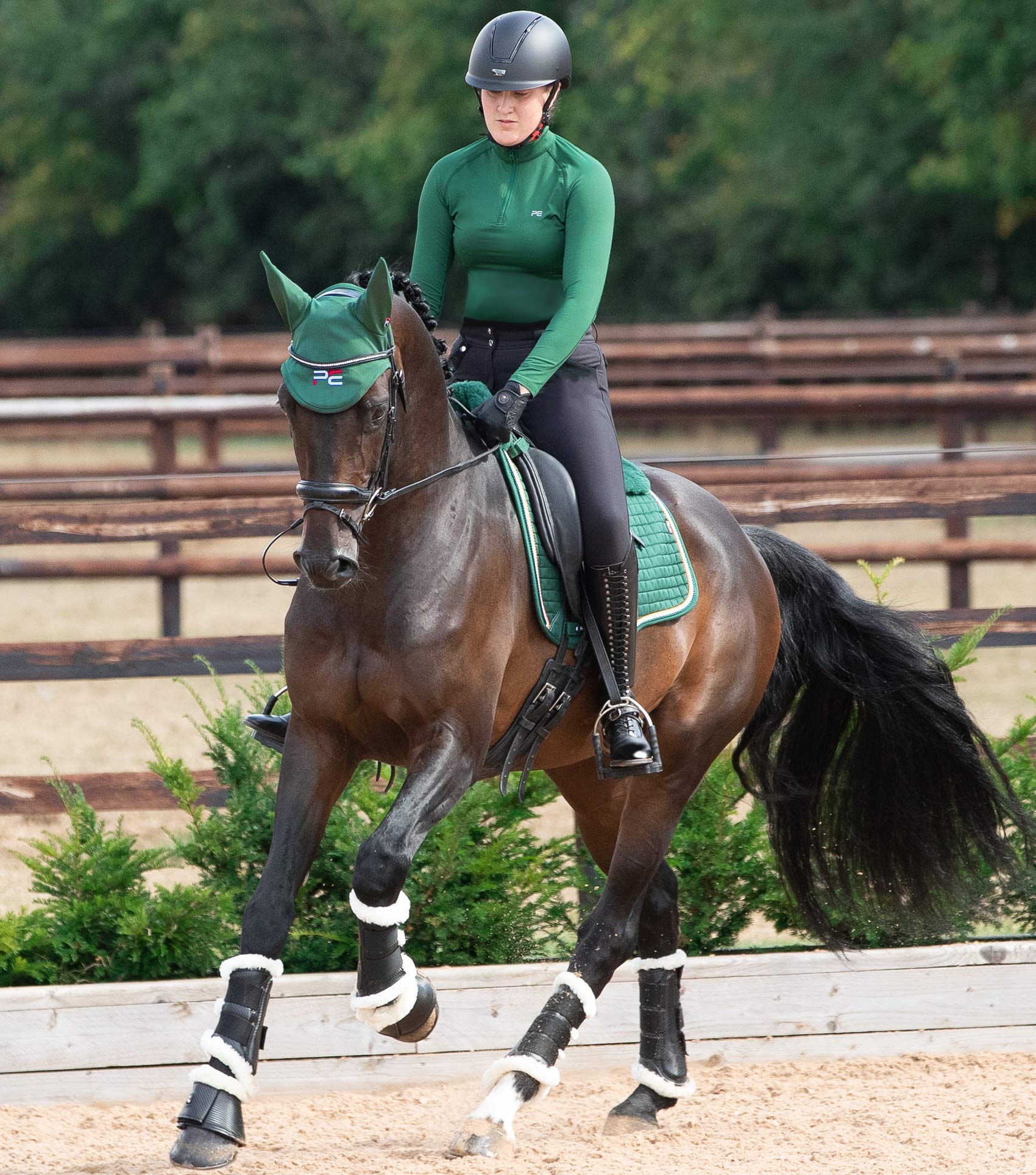 Close Contact Merino Wool European Saddle Pad - Dressage Square Green/Green Wool - Image 5