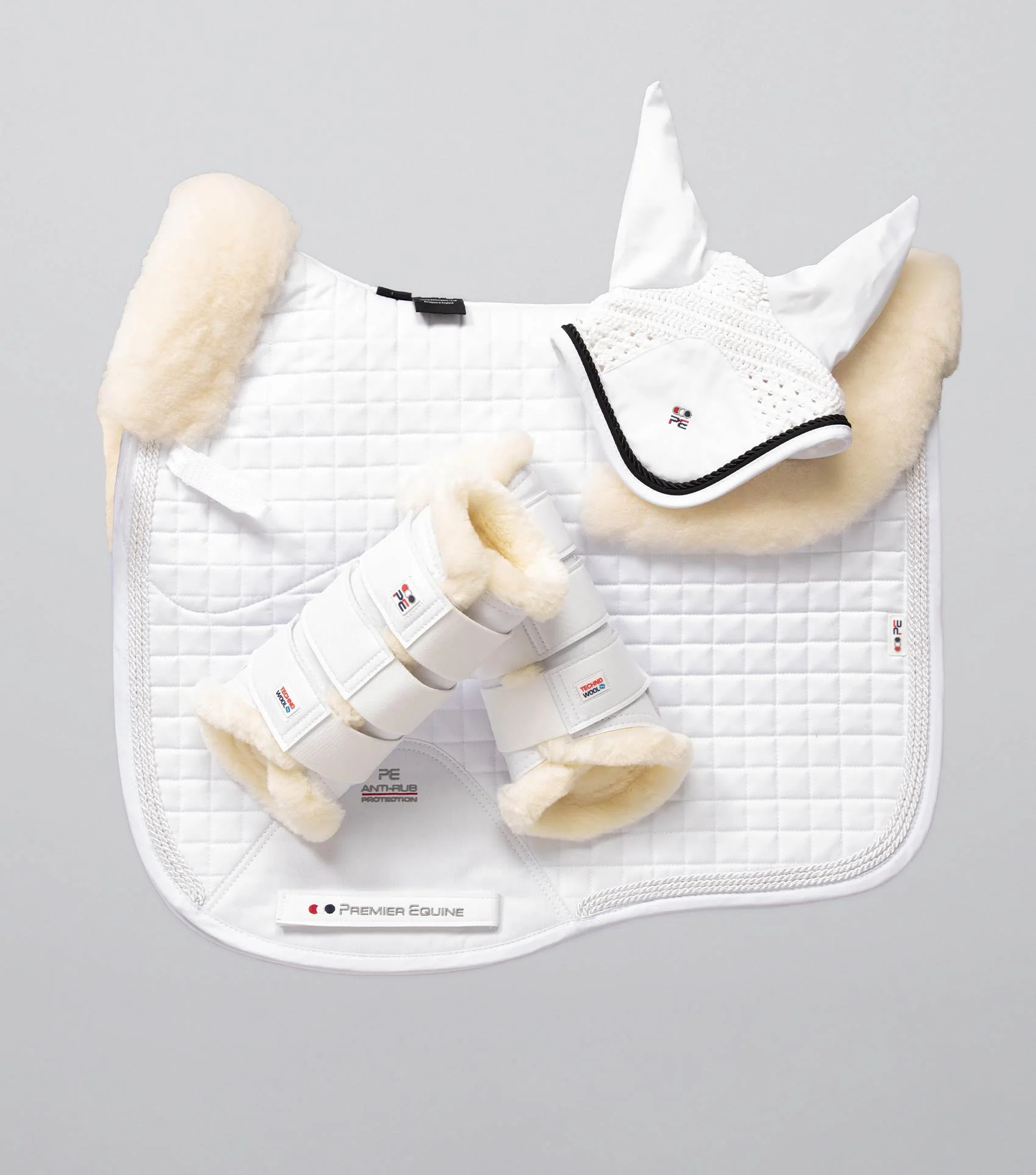Close Contact Merino Wool European Saddle Pad - Dressage Square White/Natural Wool - Image 5