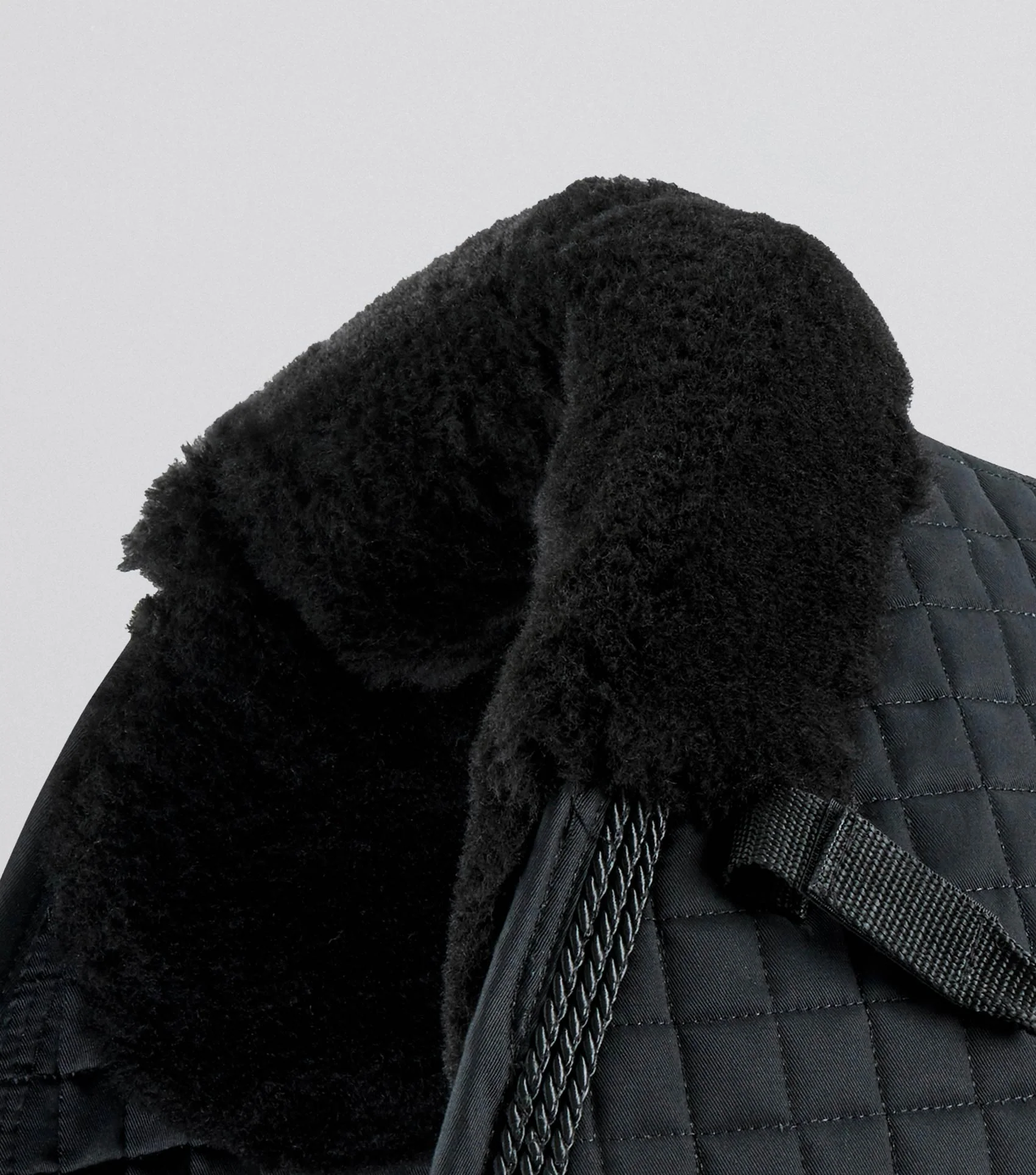 Close Contact Merino Wool European Saddle Pad - GP/Jump Square Black/Black Wool - Image 3