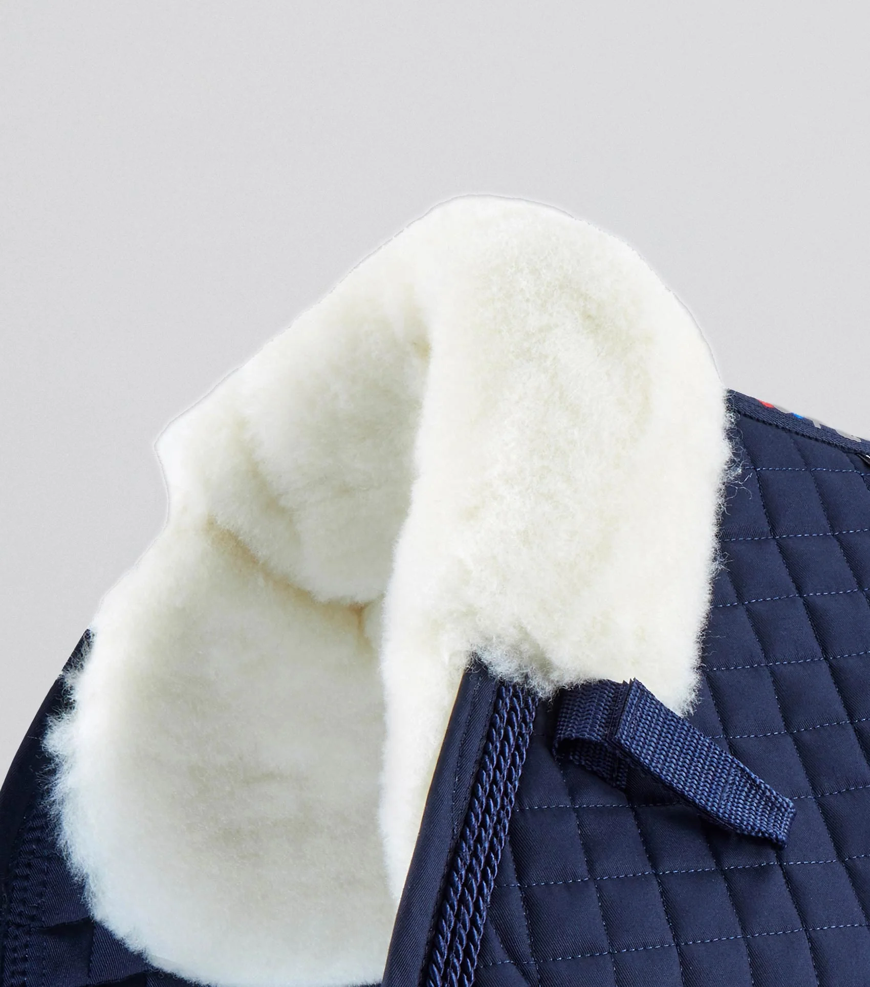 Close Contact Merino Wool European Saddle Pad - GP/Jump Square Navy/Natural Wool - Image 3