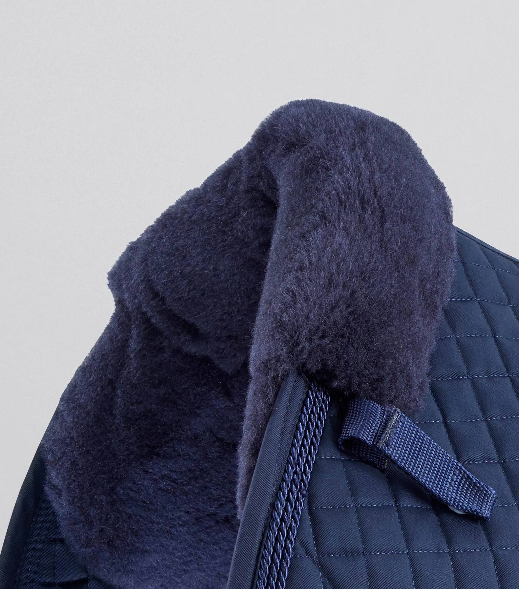 Close Contact Merino Wool European Saddle Pad - GP/Jump Square Navy/Navy Wool - Image 3