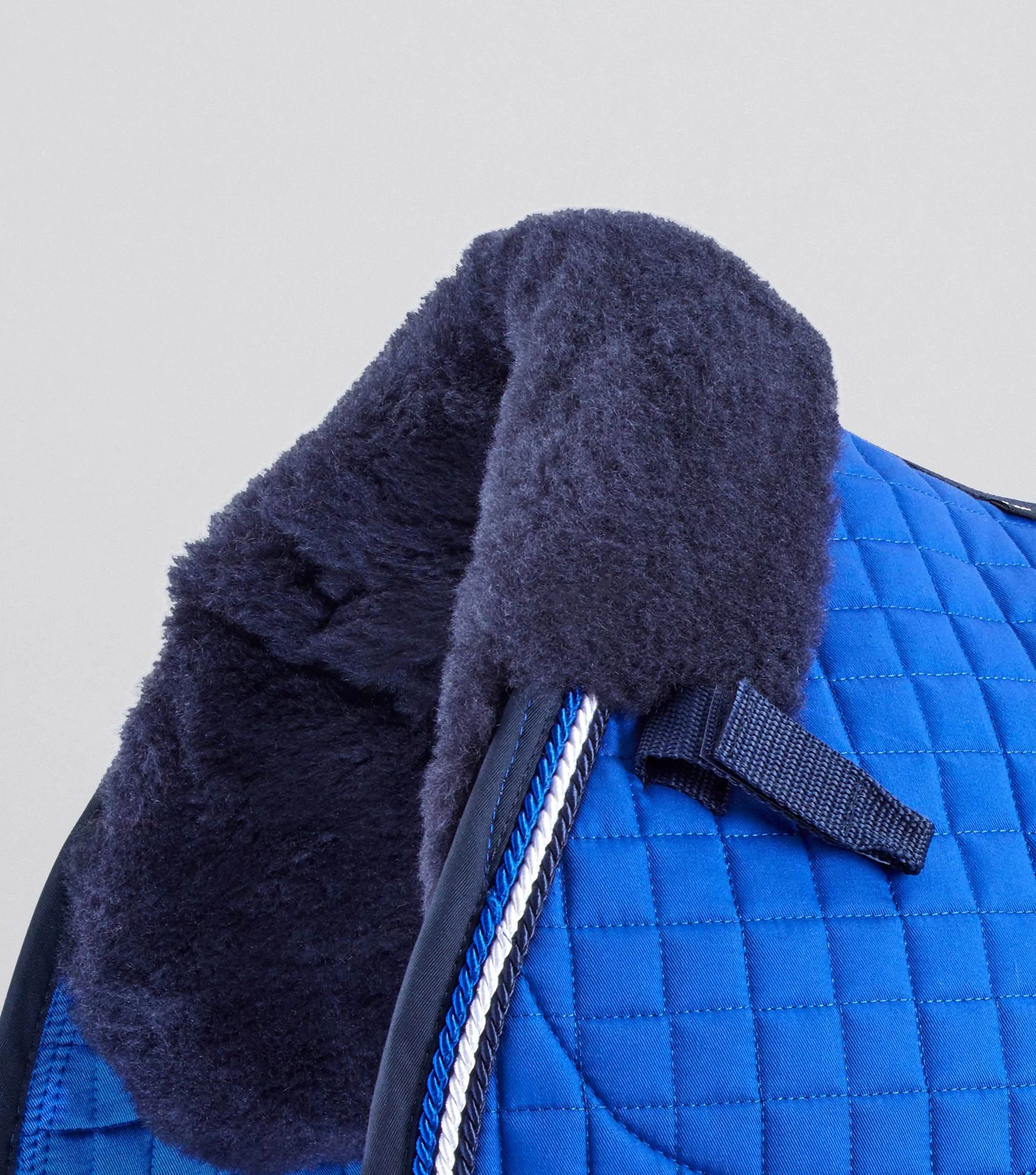 Close Contact Merino Wool European Saddle Pad - GP/Jump Square Royal Blue/Navy Wool - Image 3
