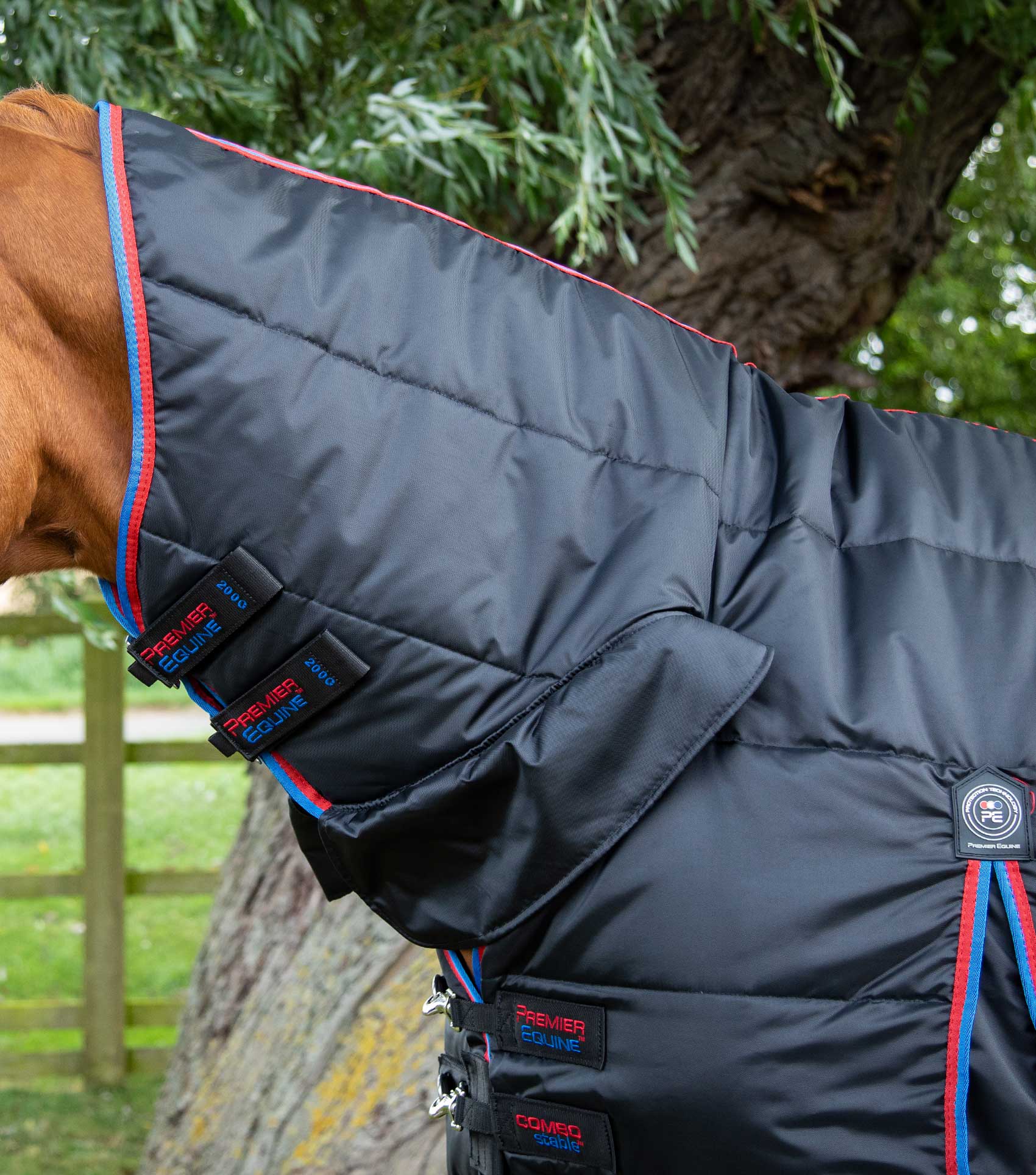 Combo Stable Rug 200g Black - Image 2