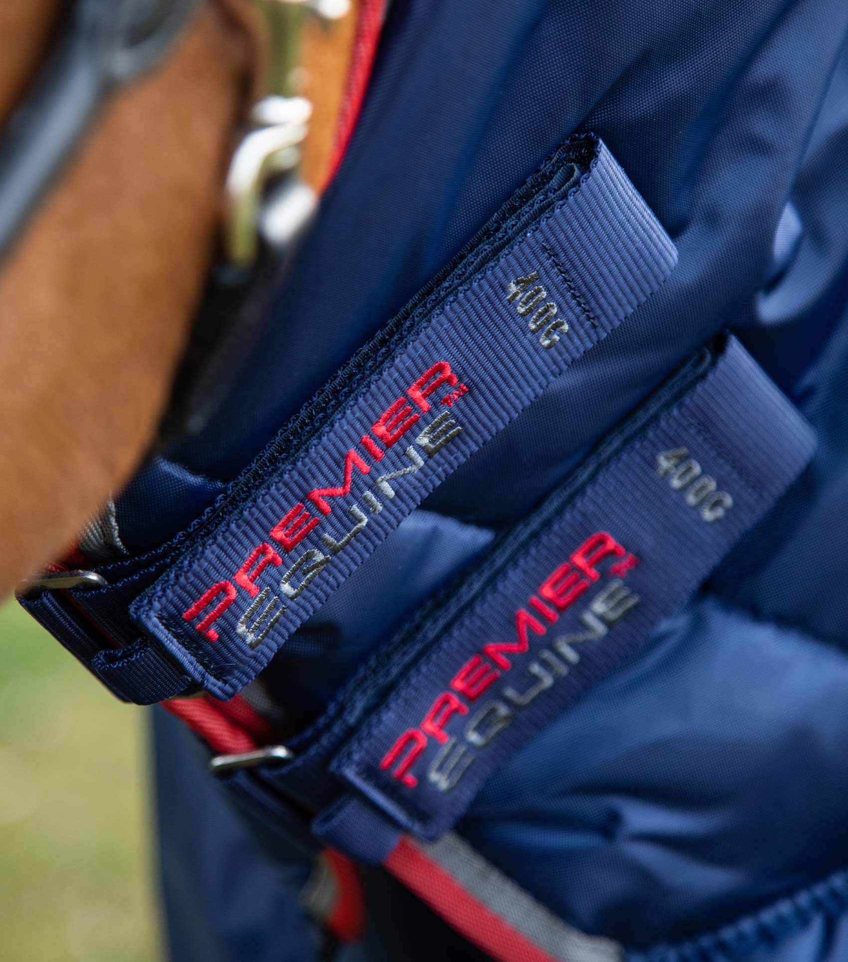 Combo Stable Rug 400g Navy - Image 3
