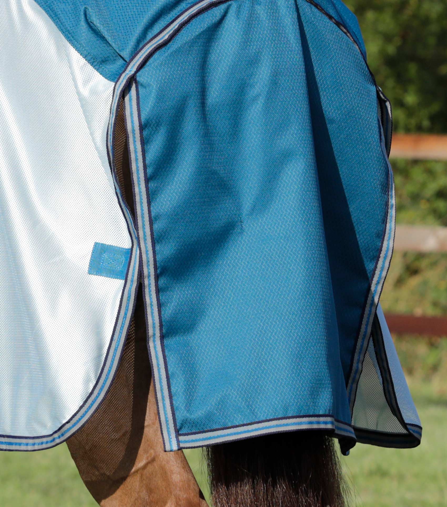 Stay-Dry Mesh Air Fly Rug with Surcingles Blue - Image 6