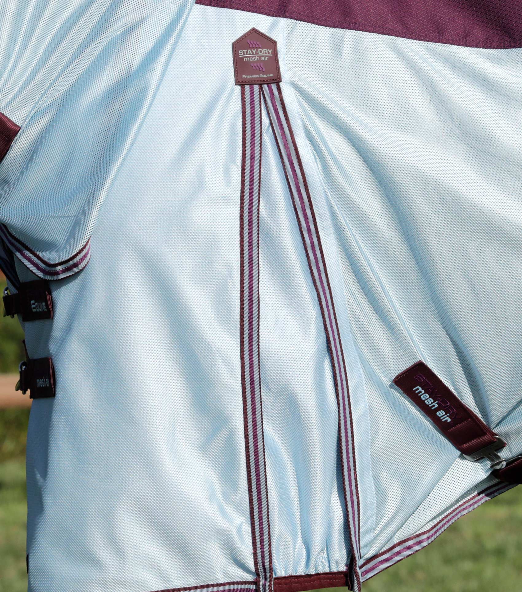 Stay-Dry Mesh Air Fly Rug with Surcingles Wine - Image 3