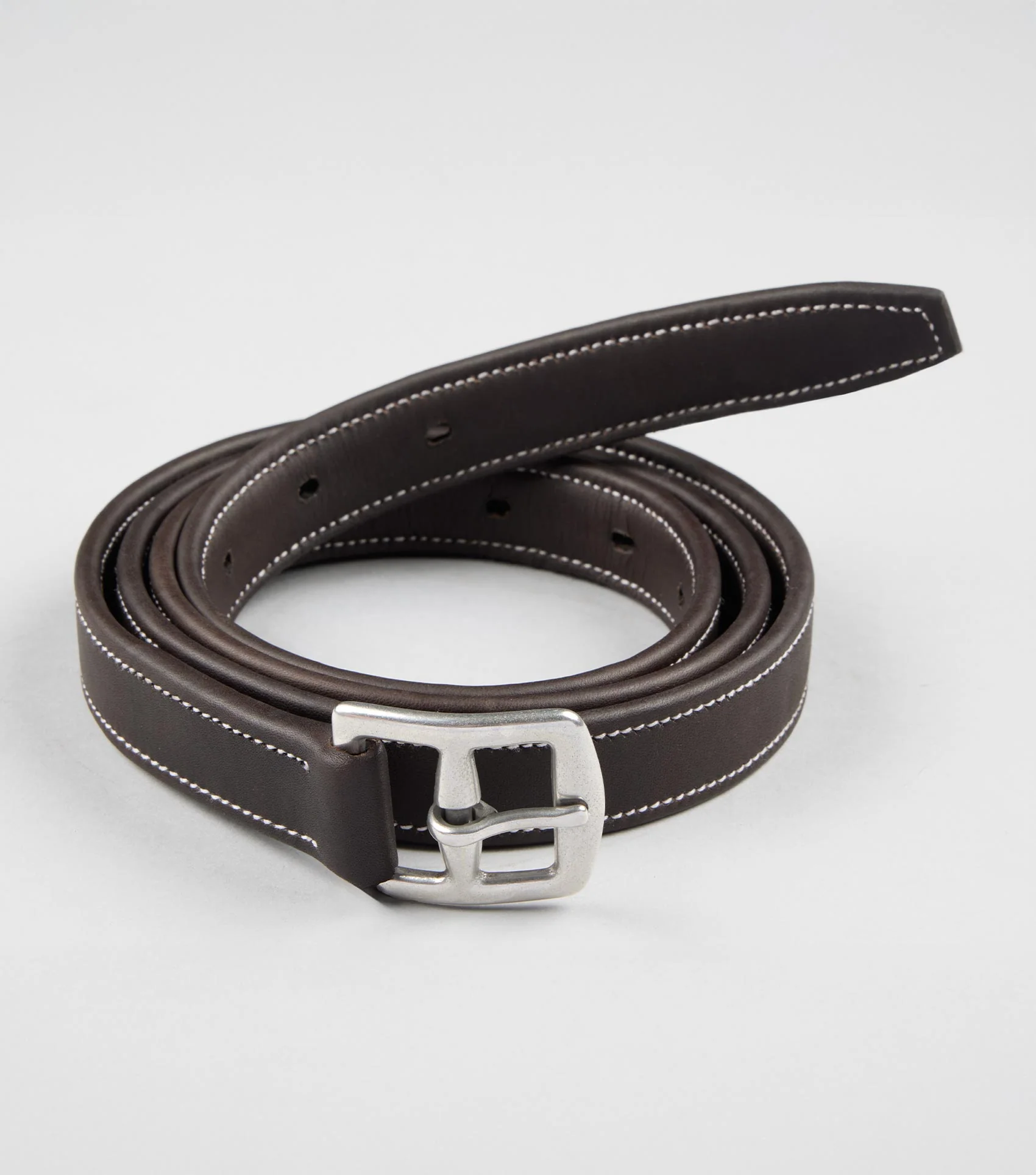 European Aniline Stirrup Leathers Dark Havana - Image 3