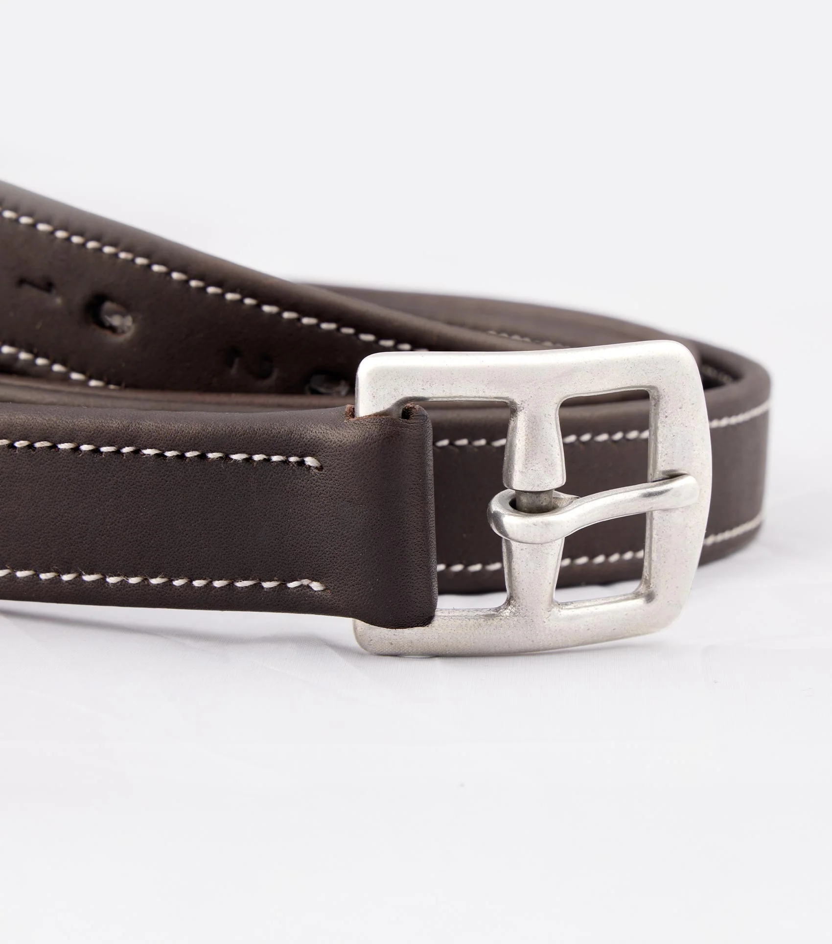 European Aniline Stirrup Leathers Dark Havana - Image 4