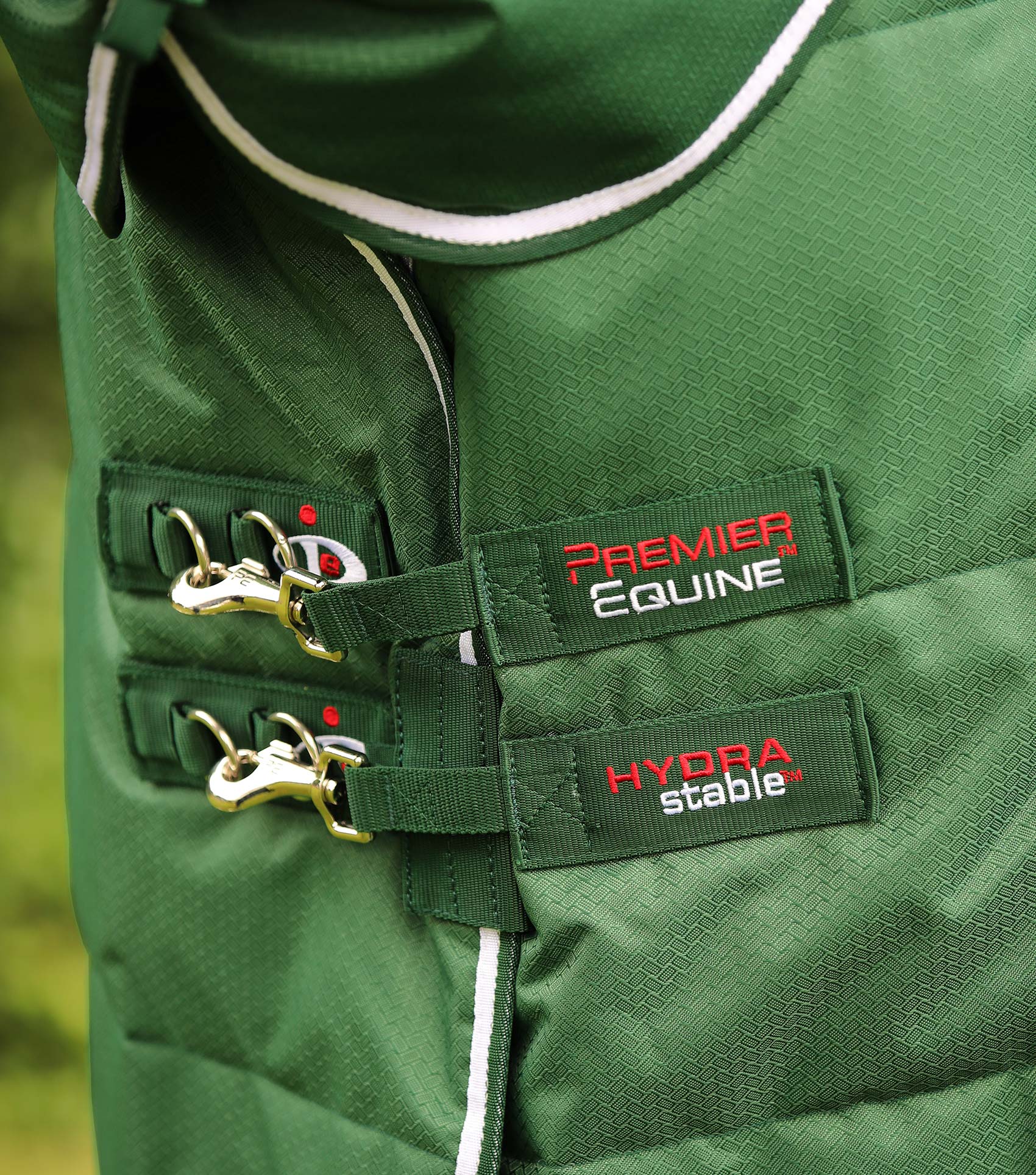 Hydra 200g Stable Rug with Neck Cover Green - Image 2