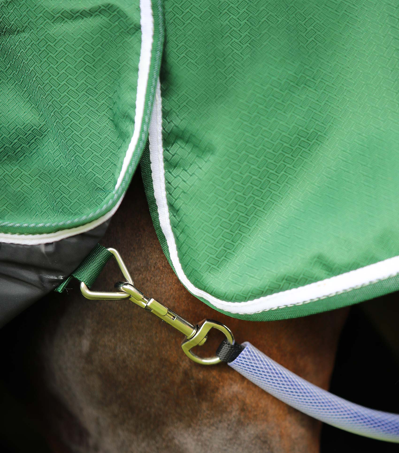Hydra 200g Stable Rug with Neck Cover Green - Image 5