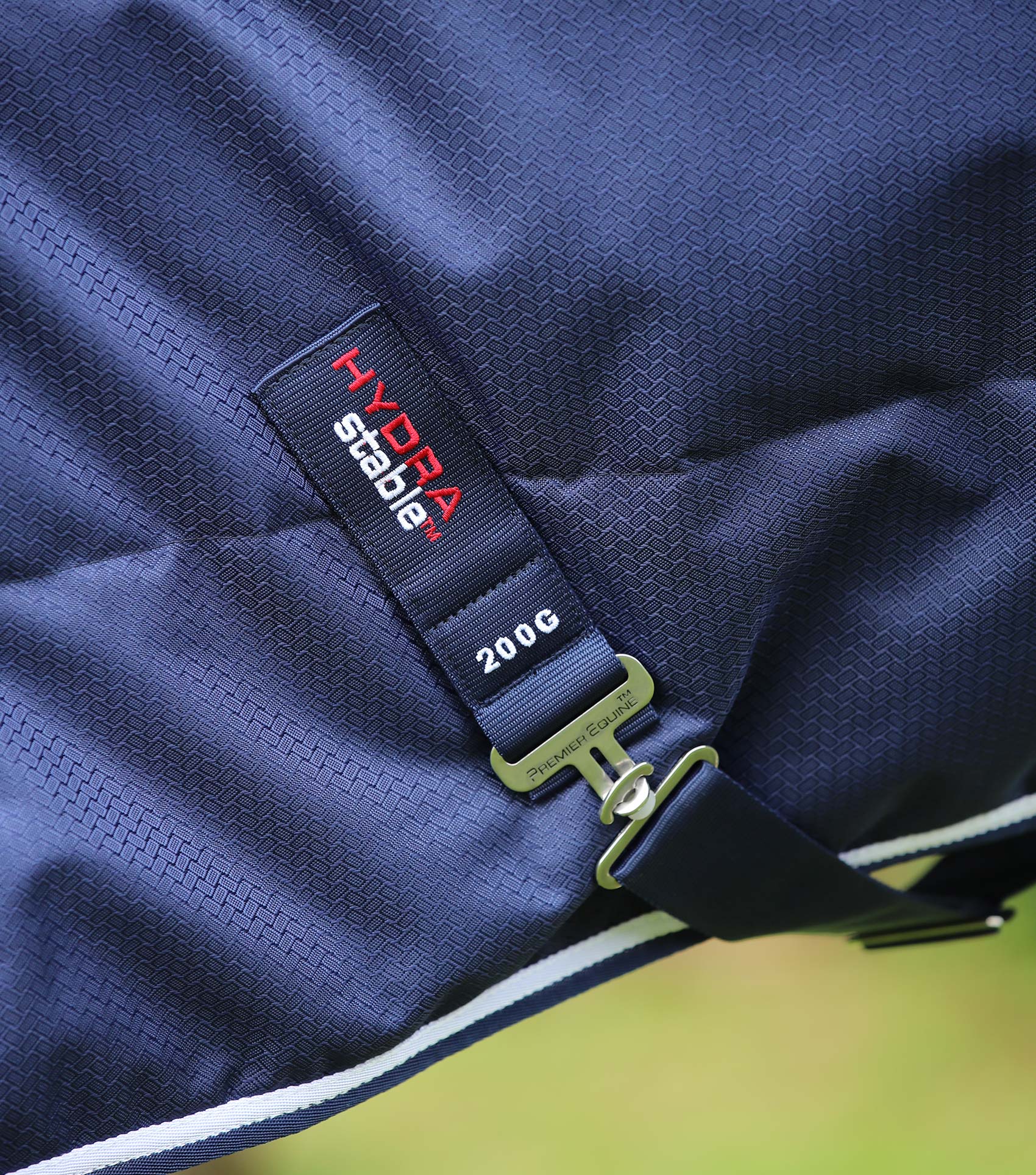 Hydra 200g Stable Rug with Neck Cover Navy - Image 5
