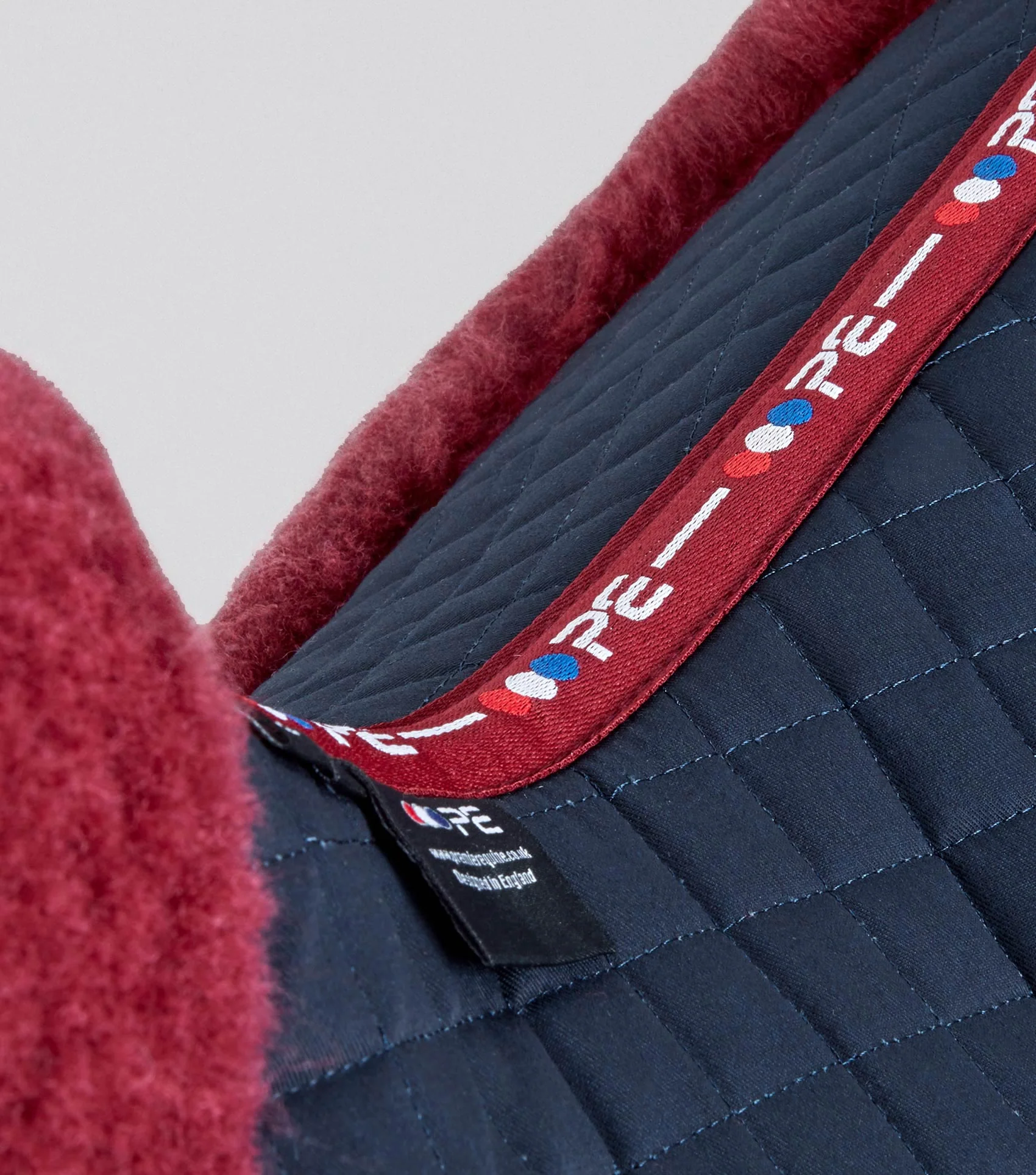 Merino Wool Saddle Pad - GP/Jump Numnah Navy/Burgundy Wool - Image 4
