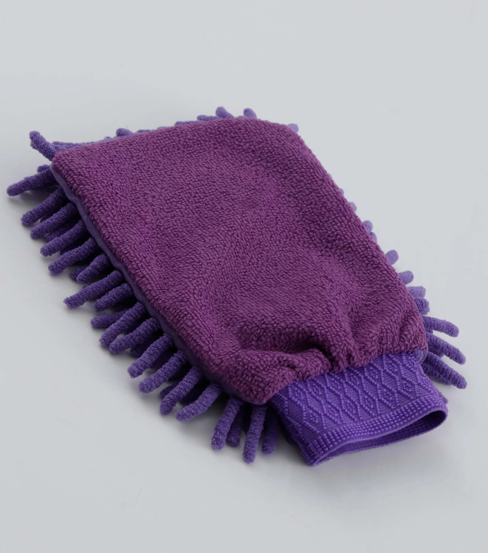 Microfibre Grooming Mitt Purple - Image 3