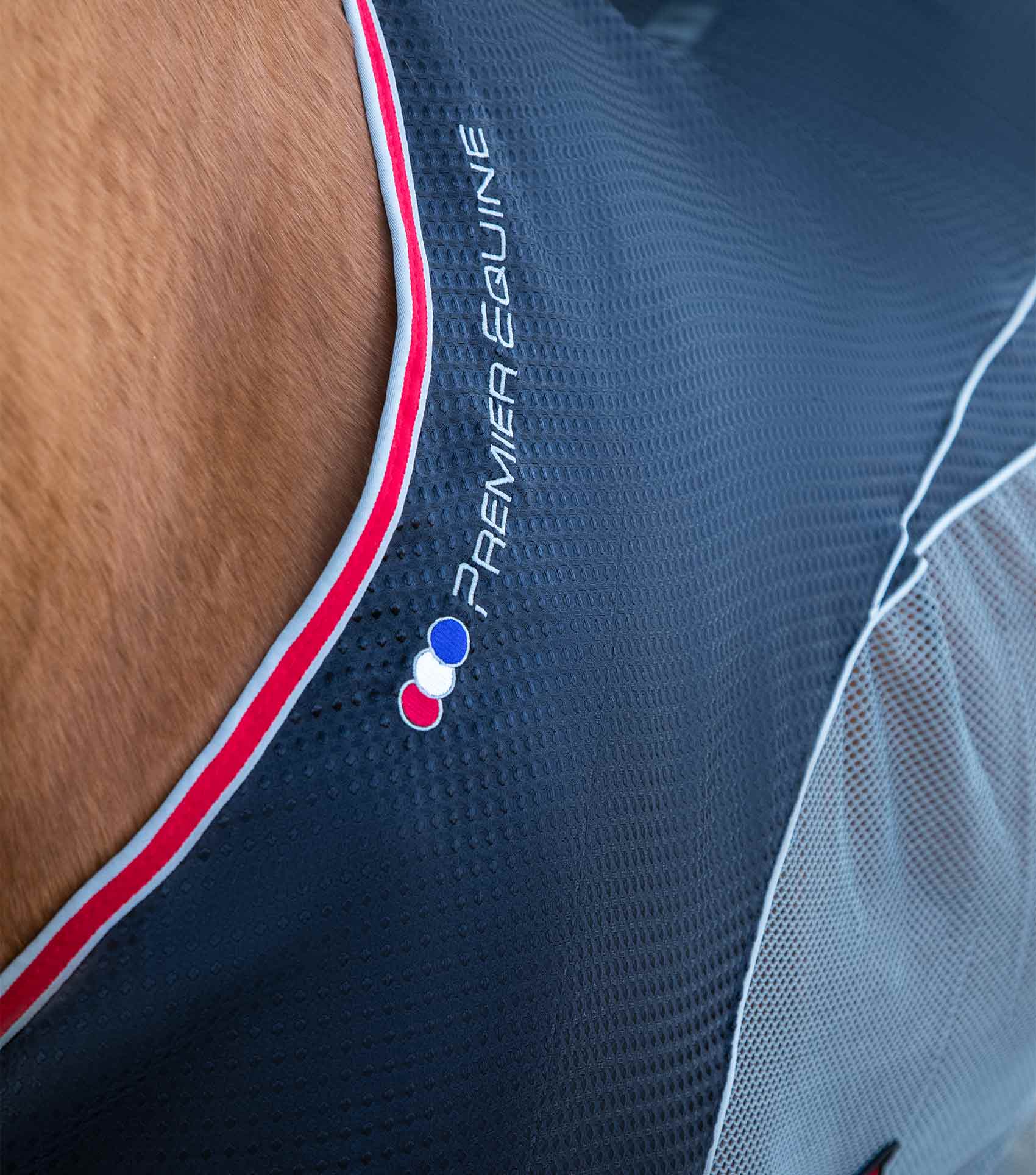 Premier Equine Sports Cooler Rug Black - Image 2