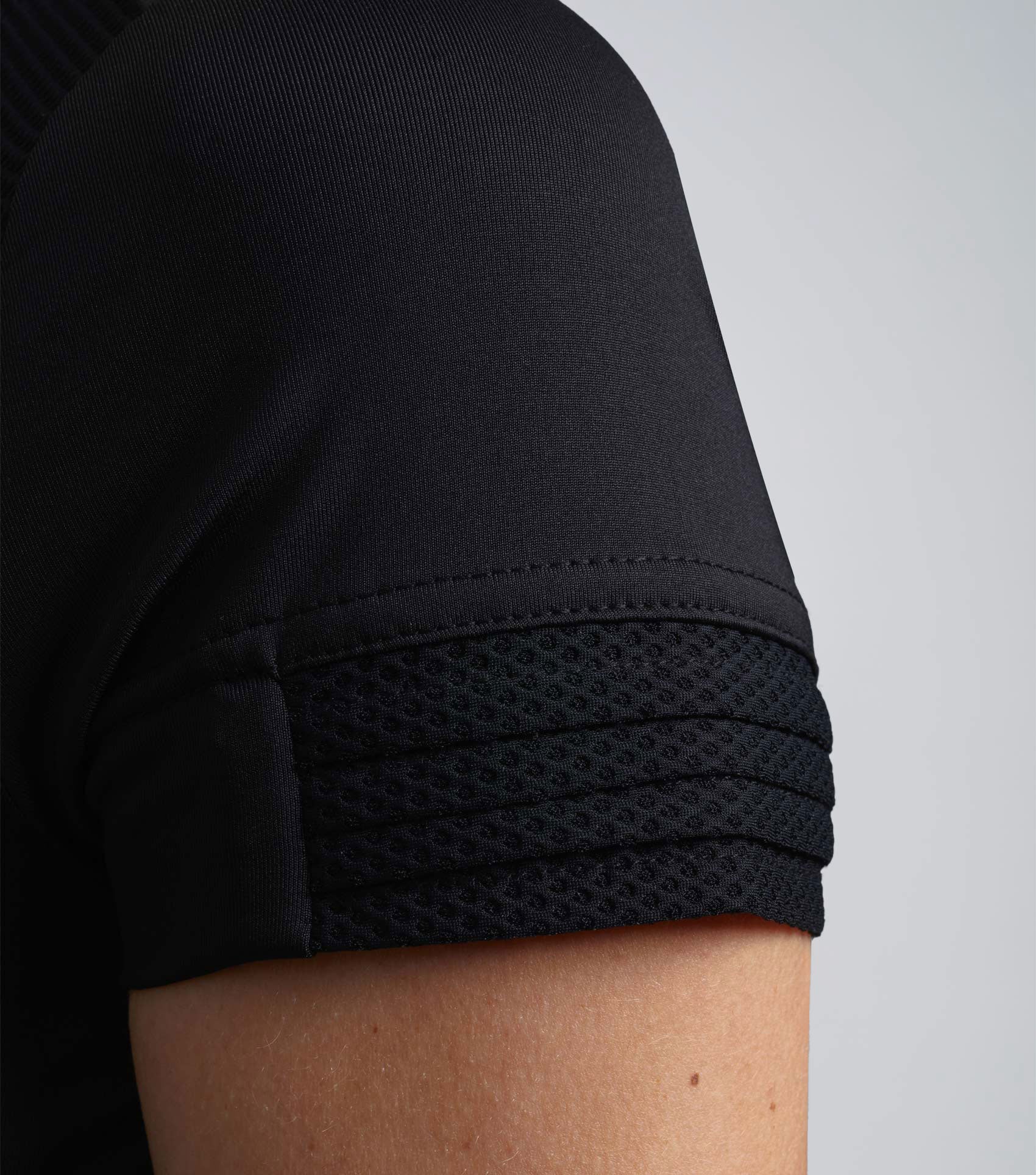 Remisa Ladies Technical Short Sleeve Riding Top Black - Image 5
