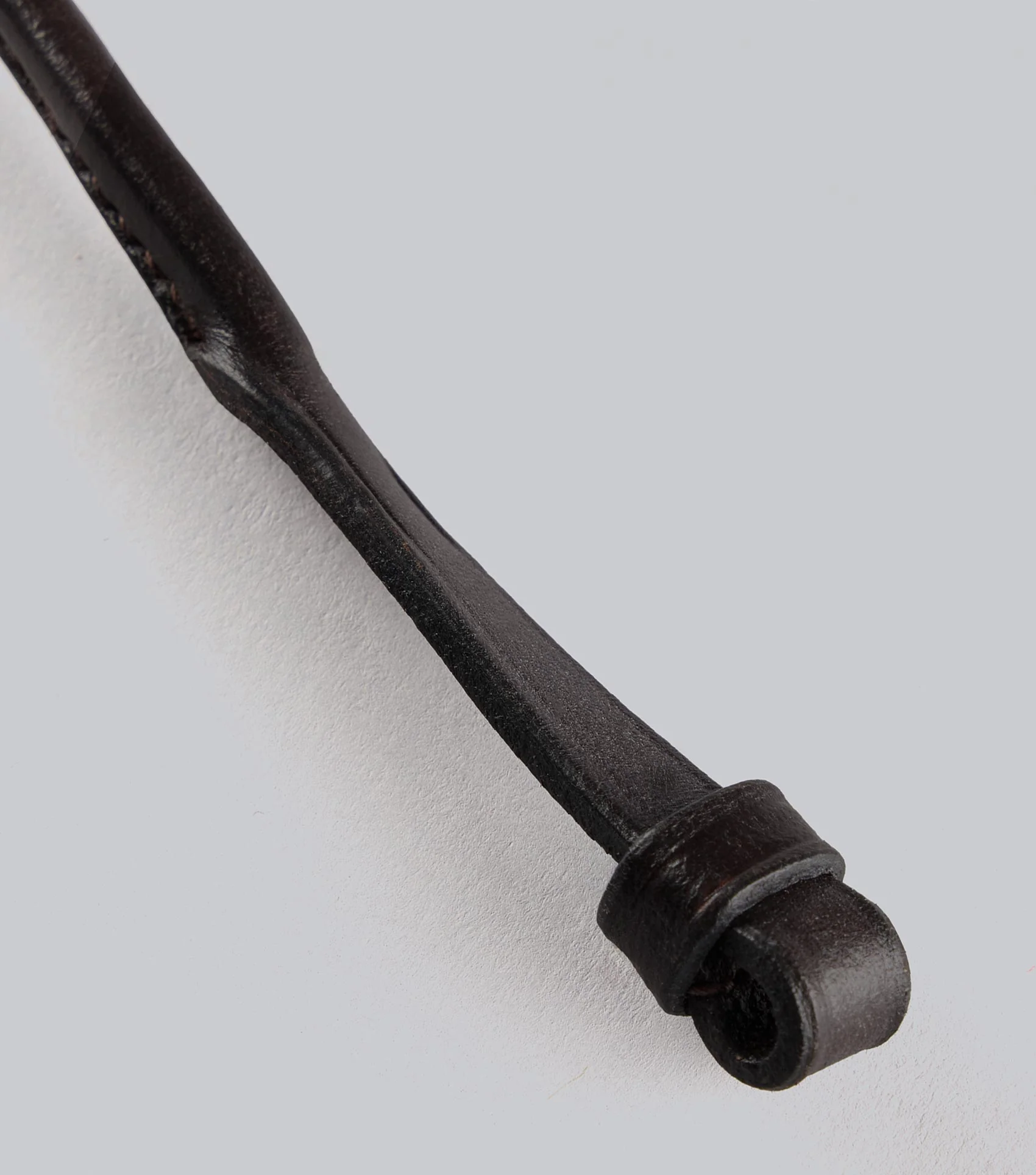 Round Lip Strap Dark Havana - Image 4