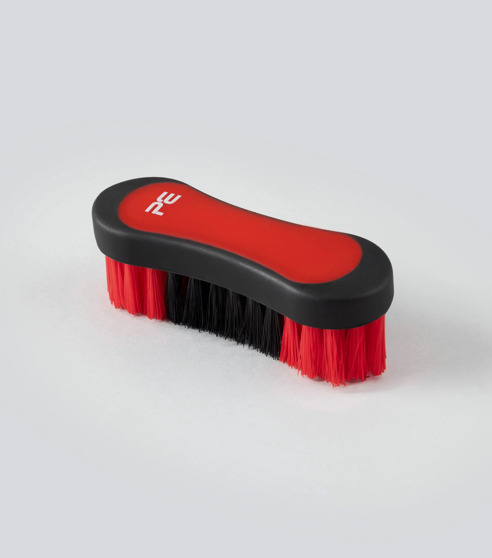 Soft-Touch Face Brush Black & Red