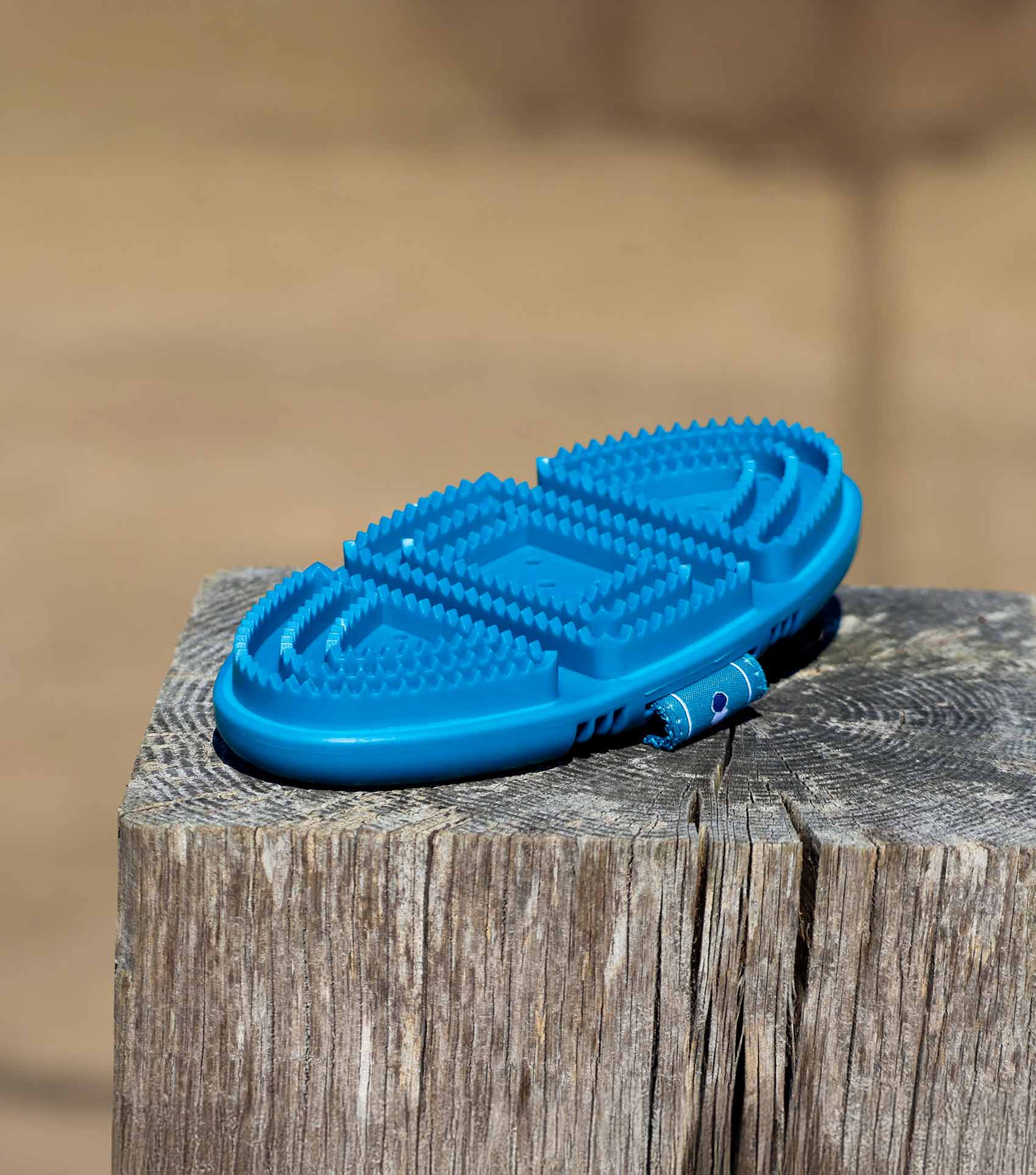 Soft-Touch Flexi Curry Comb Med Blue & Peacock - Image 4