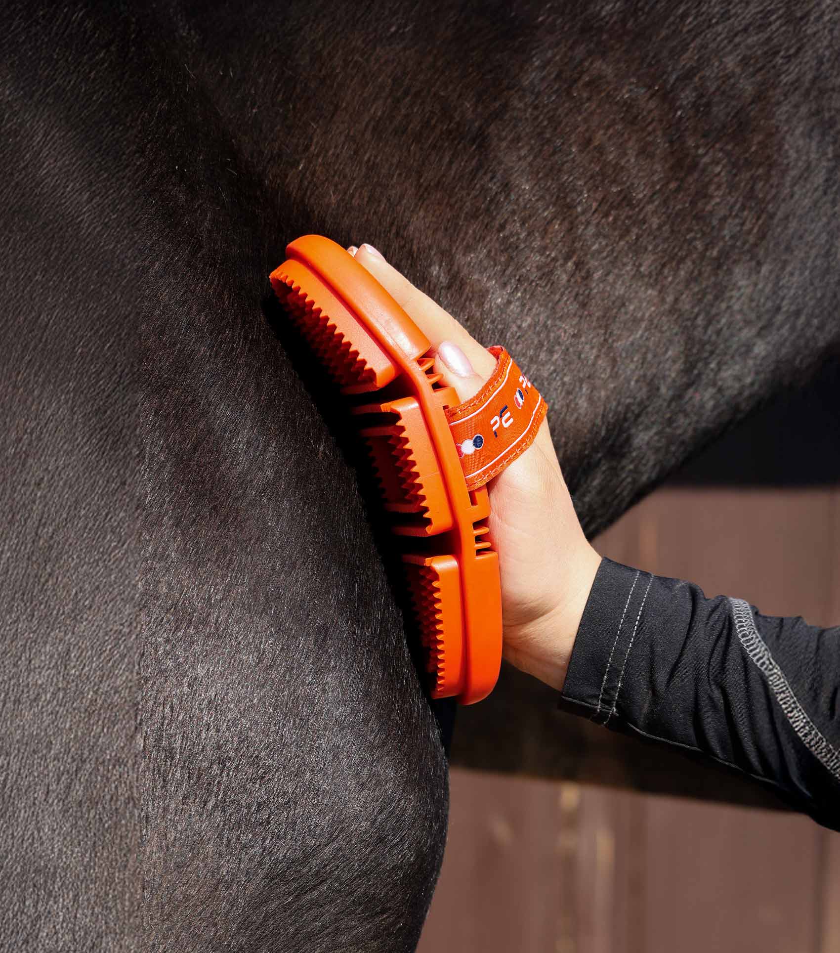 Soft-Touch Flexi Curry Comb Orange & Amber - Image 2