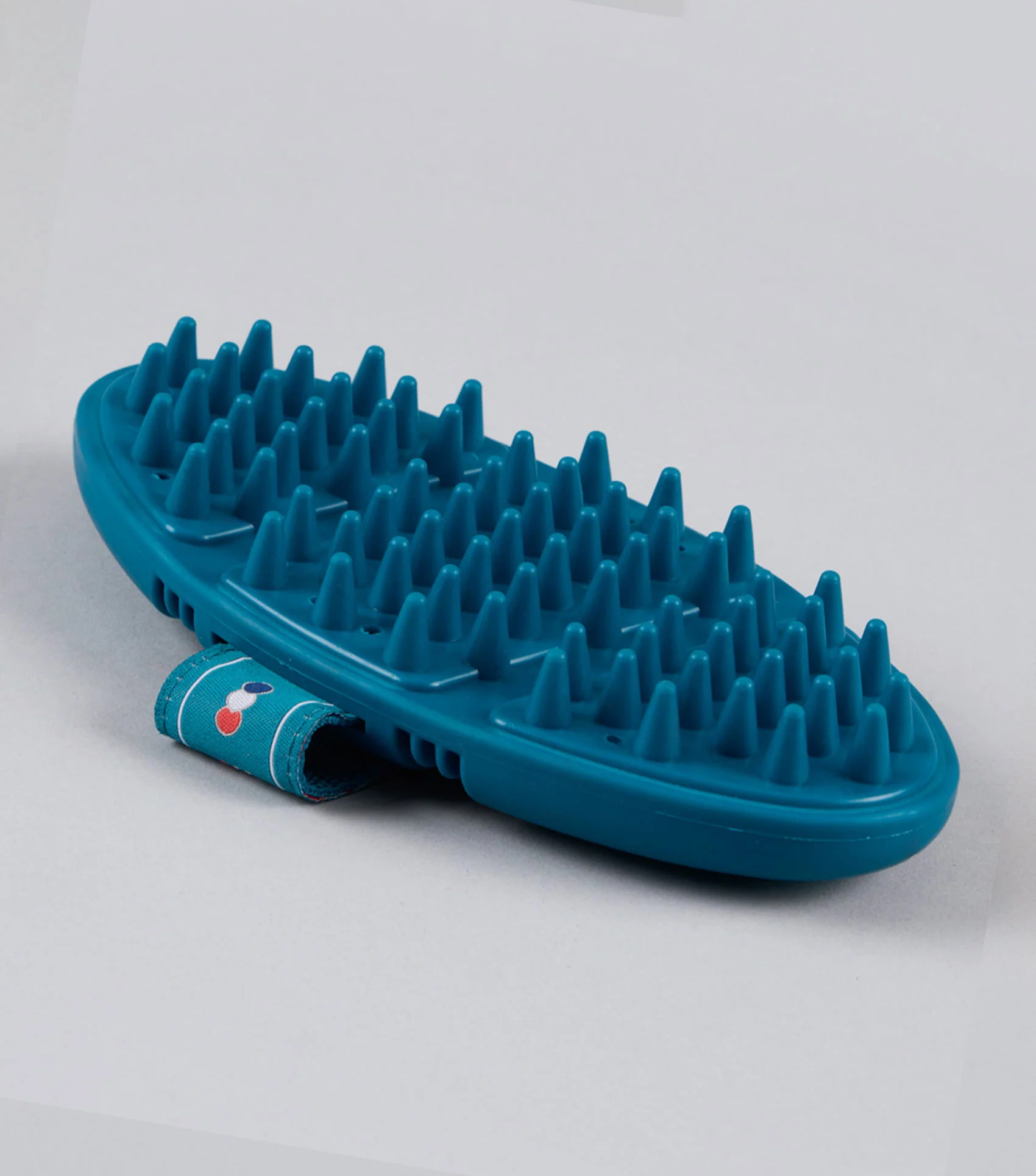 Soft-Touch Flexi Massage Brush Med Blue & Peacock - Image 2