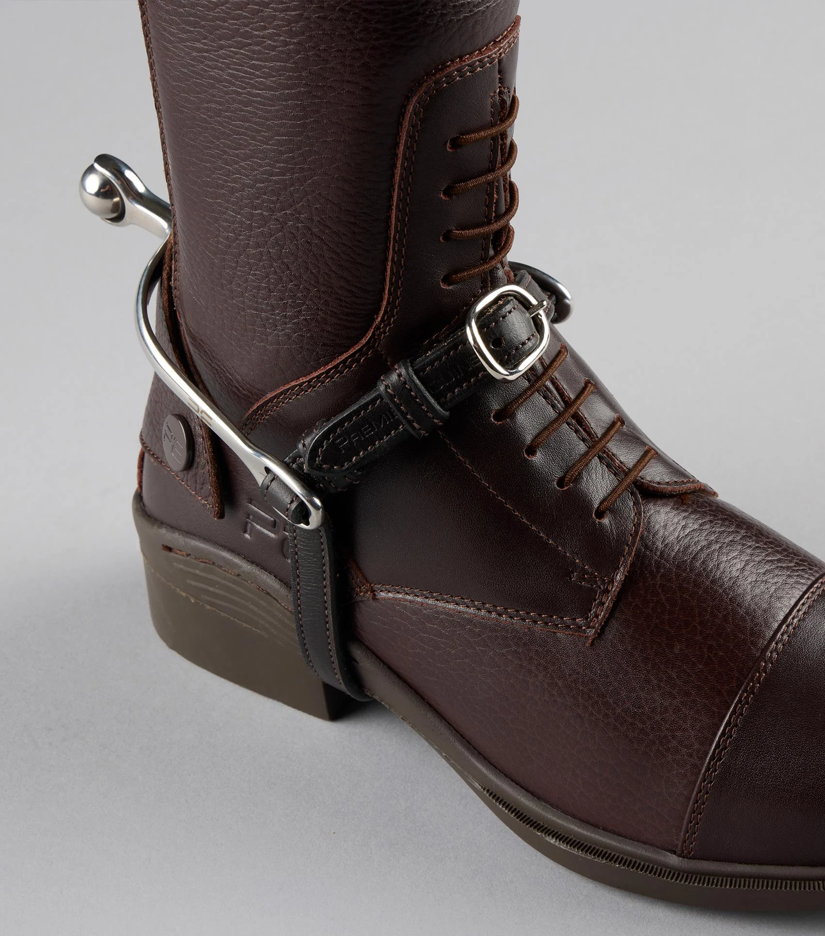 Spur Straps 4/8" European Leather Dark Havana - Image 3