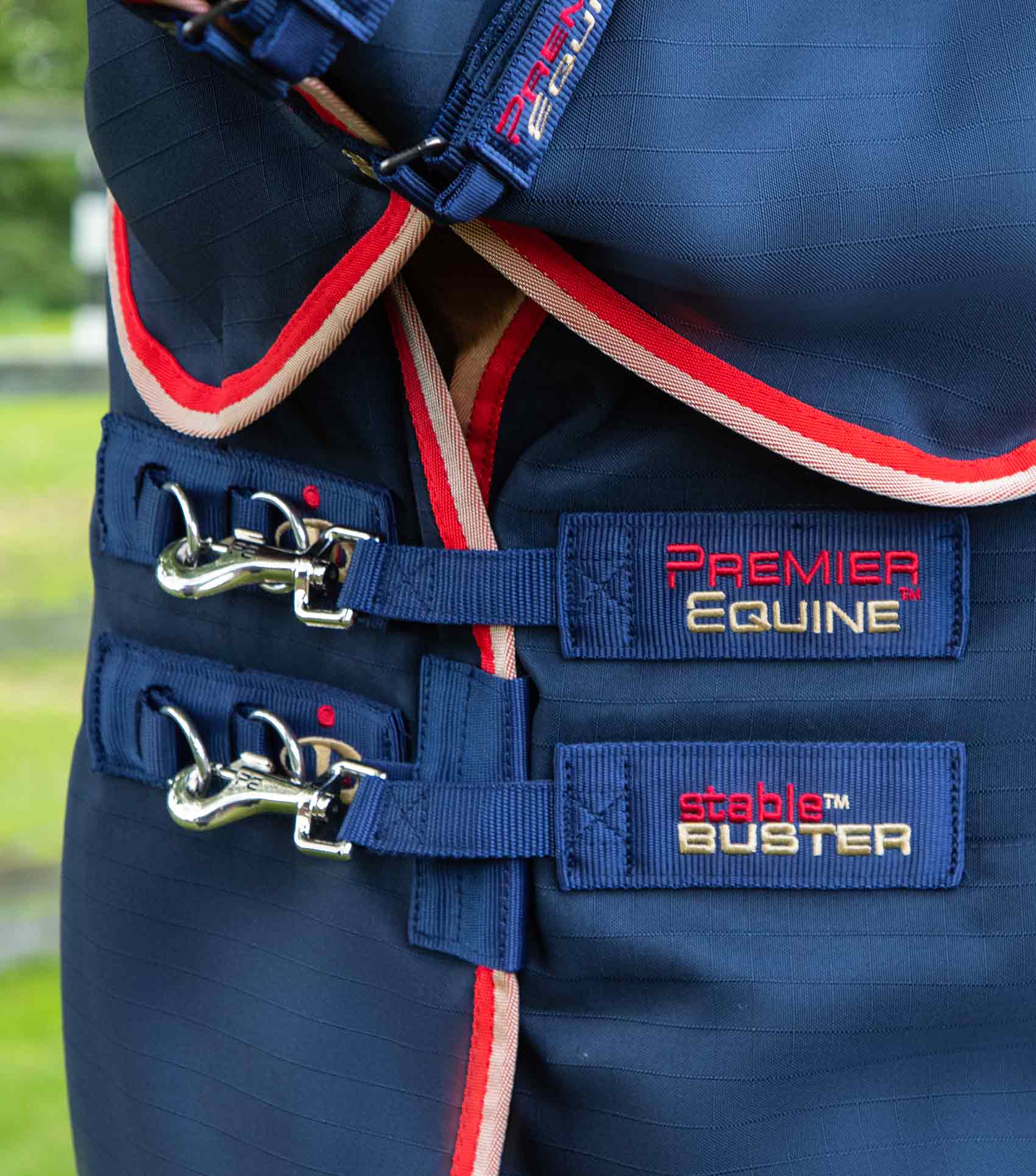 Stable Buster 200g Stable Rug with Neck Cover Navy - Image 3