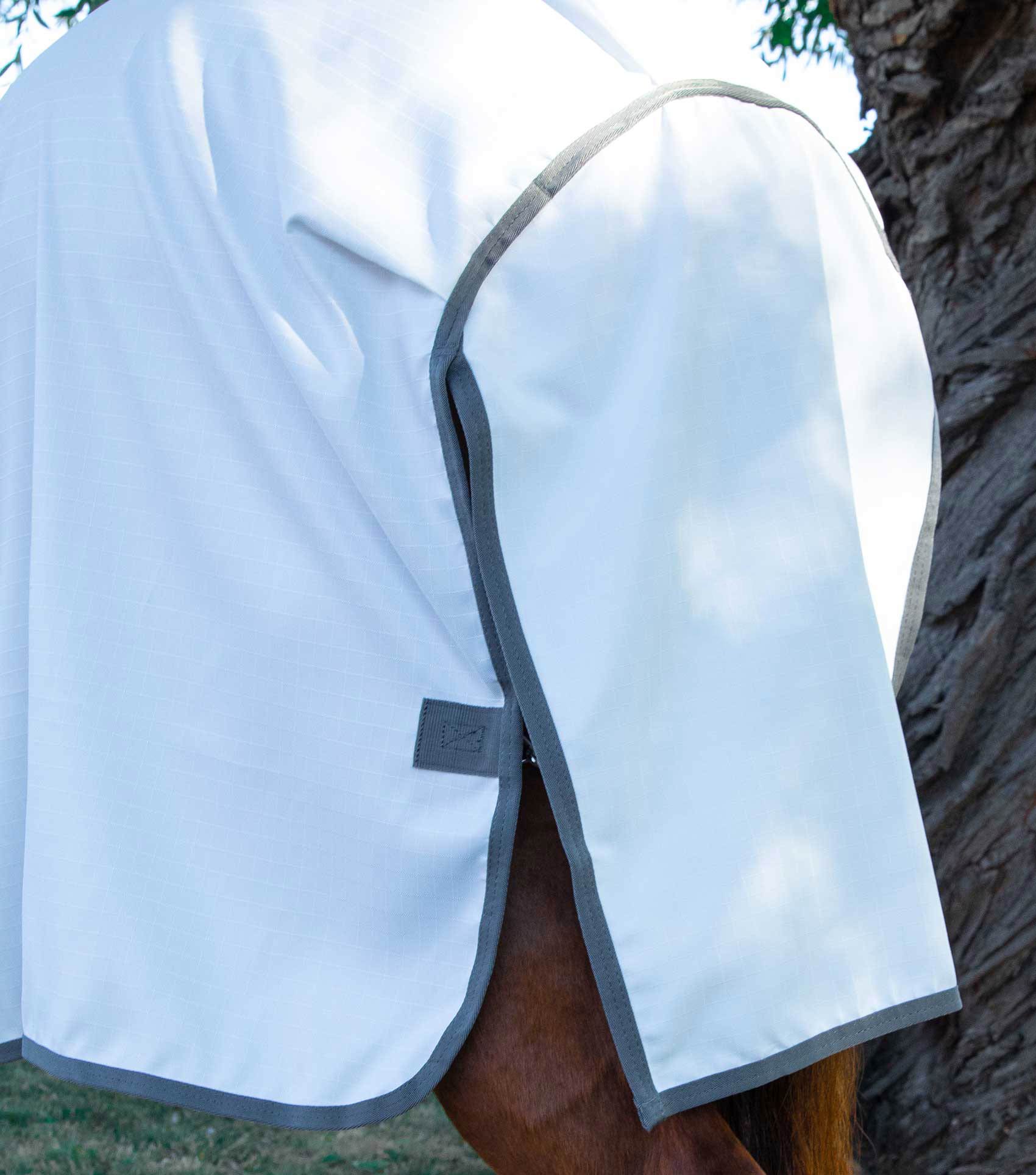 Sweet Itch Buster Fly Rug with Belly Flap White - Image 5